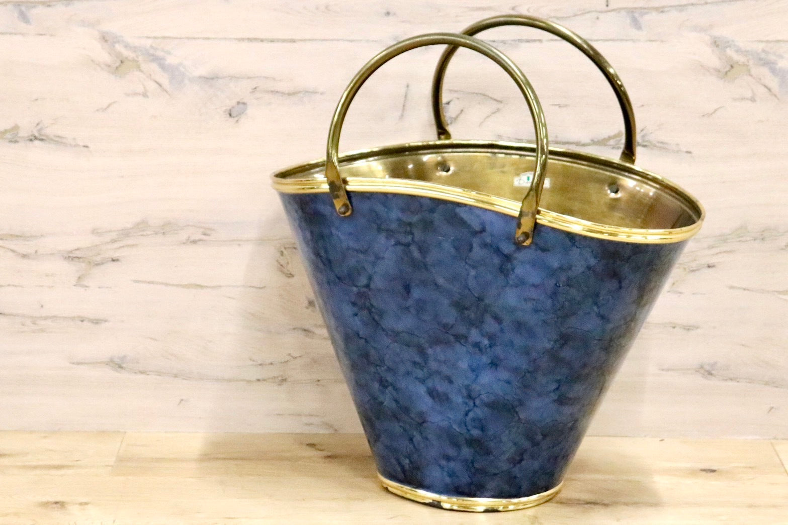 GMHS442○Demain / ドマン マガジンラック バスケット 収納かご ブラス製品 イタリア製 エレガント ヨーロピアン アンティーク 展示品