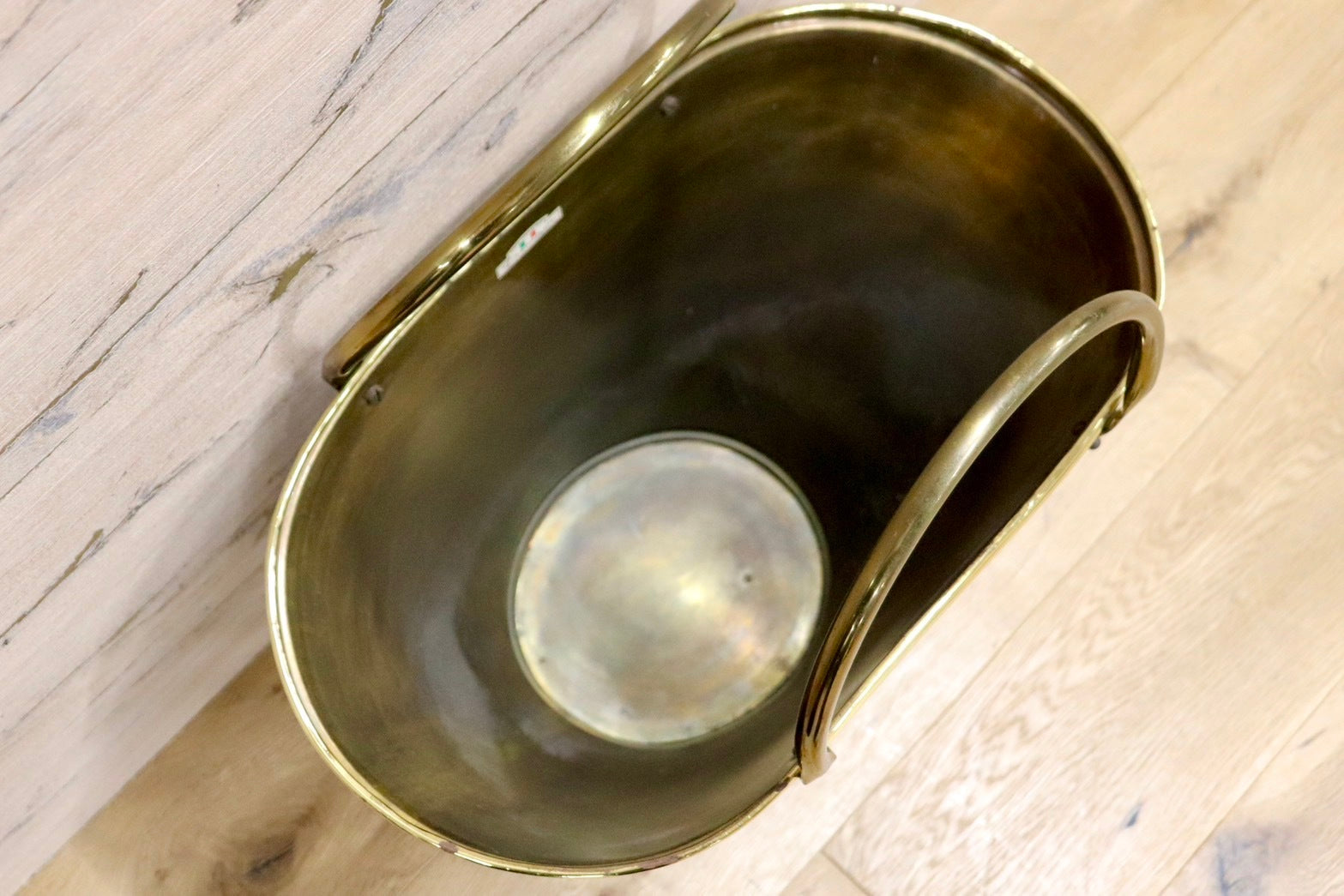 GMHS442○Demain / ドマン マガジンラック バスケット 収納かご ブラス製品 イタリア製 エレガント ヨーロピアン アンティーク 展示品