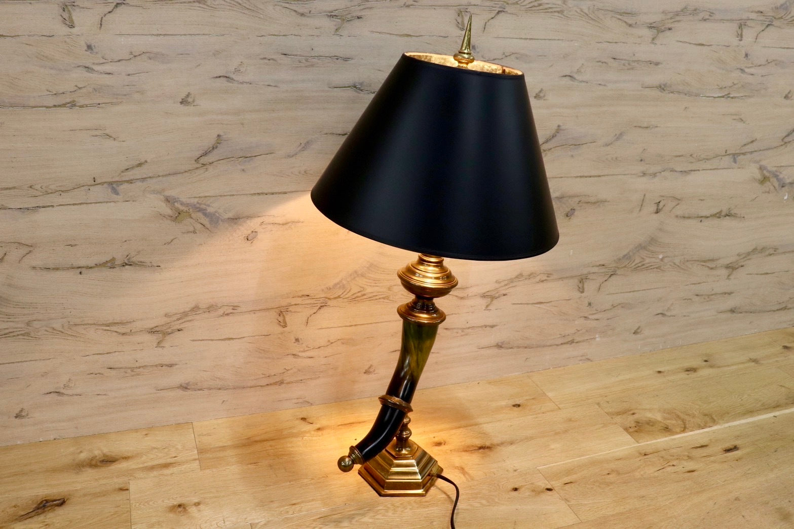 GMHS445○Horn Table Lamp テーブルランプ ベッドサイドランプ デスクライト スタンドライト 寝室家具 ヴィンテージ イタリアモダン