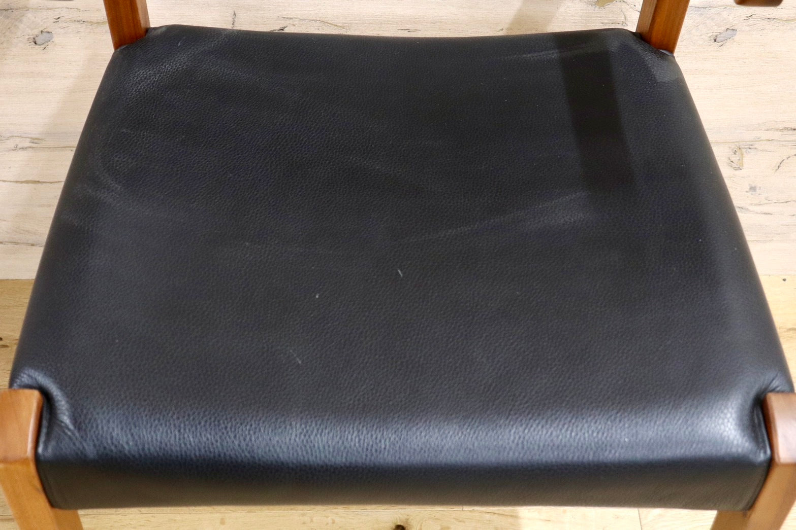 GMHS565D○NAGANO INTERIOR / ナガノインテリア セミアームチェア 食卓椅子 ダイニングチェア 本革 チェリー材 北欧スタイル モダン