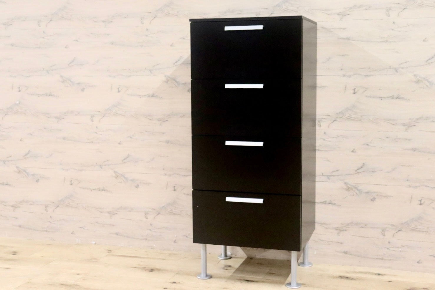 GMHS512○BoConcept / ボーコンセプト 4段チェスト サイドチェスト ブラック スタイリッシュ モダン 北欧 デンマーク