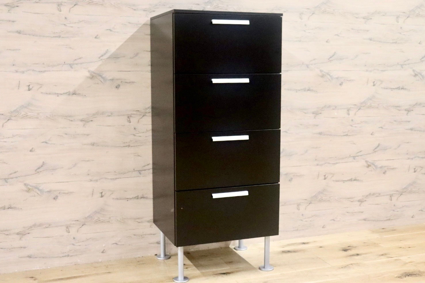 GMHS512○BoConcept / ボーコンセプト 4段チェスト サイドチェスト ブラック スタイリッシュ モダン 北欧 デンマーク