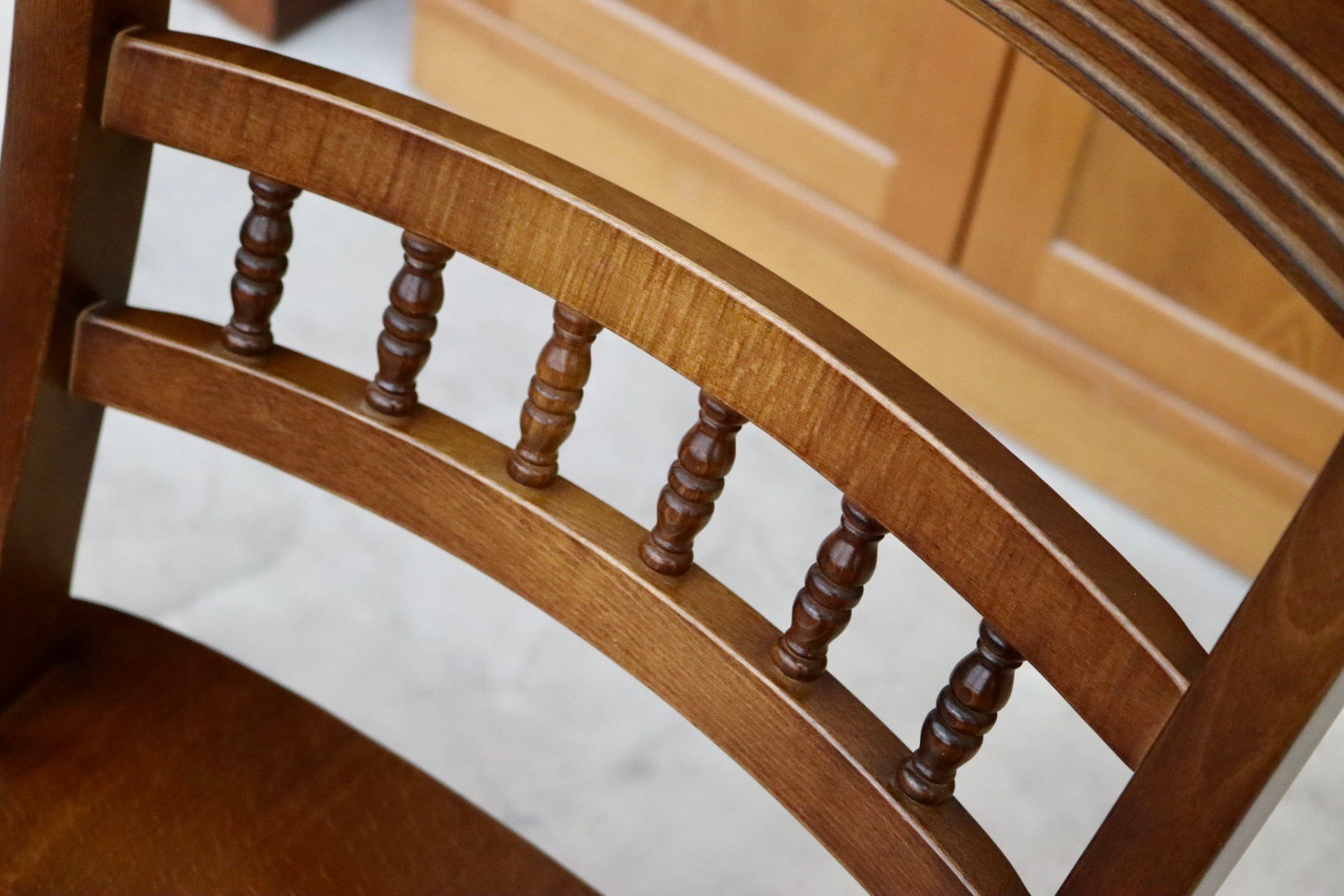 GMHS595A○飛騨産業 / HIDA ダイニングチェア 椅子 アームレスチェア キツツキ 飛騨家具 レトロ カントリー