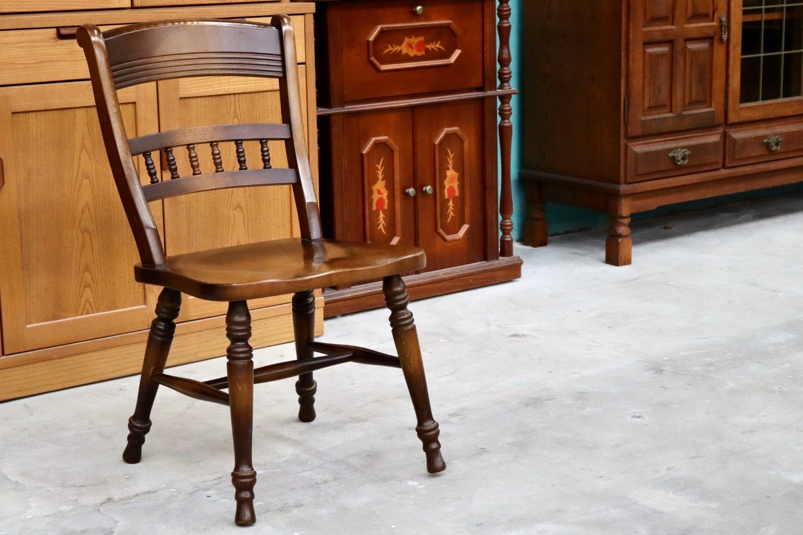 GMHS595B○飛騨産業 / HIDA ダイニングチェア 椅子 アームレスチェア キツツキ 飛騨家具 レトロ カントリー