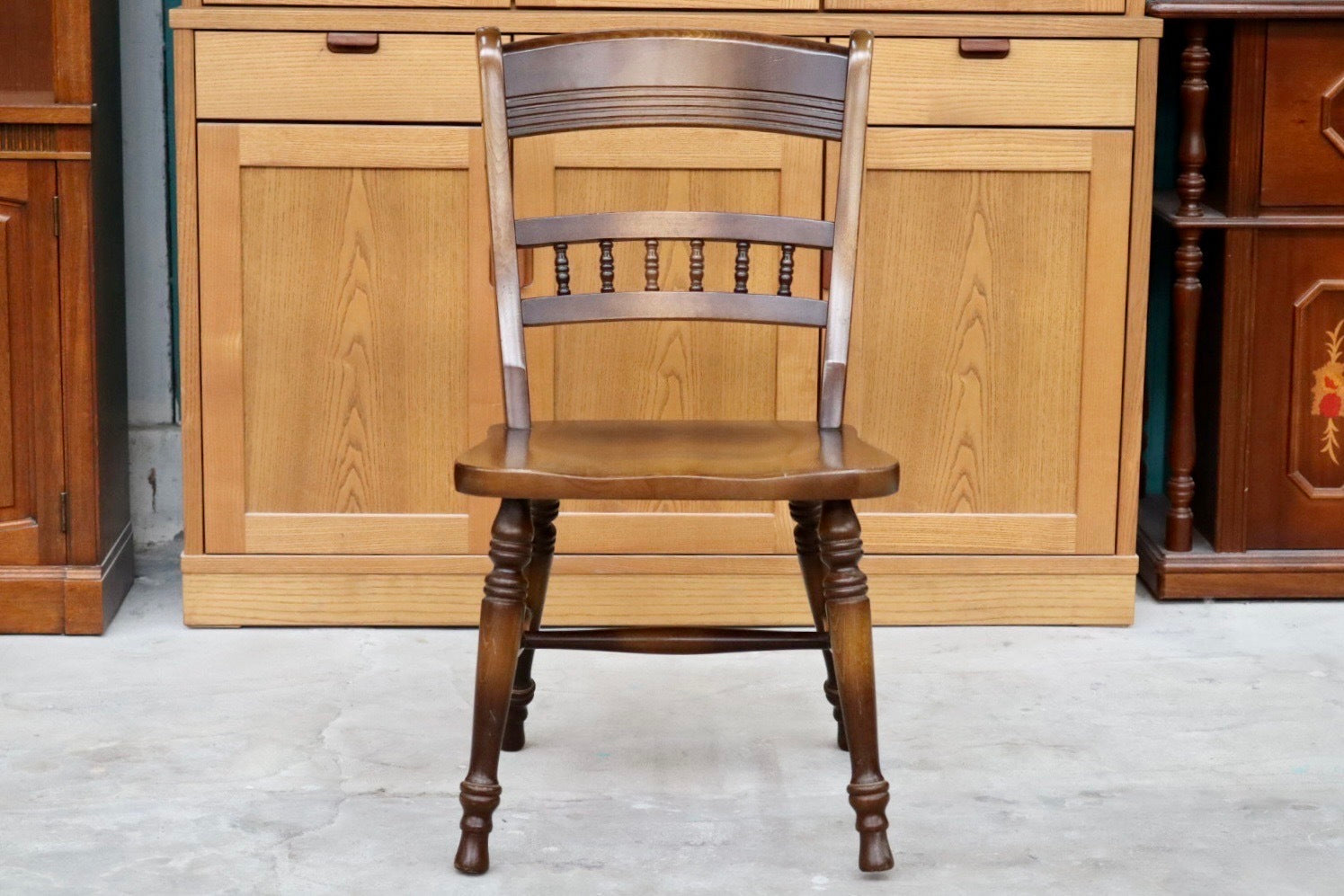 GMHS595B○飛騨産業 / HIDA ダイニングチェア 椅子 アームレスチェア キツツキ 飛騨家具 レトロ カントリー