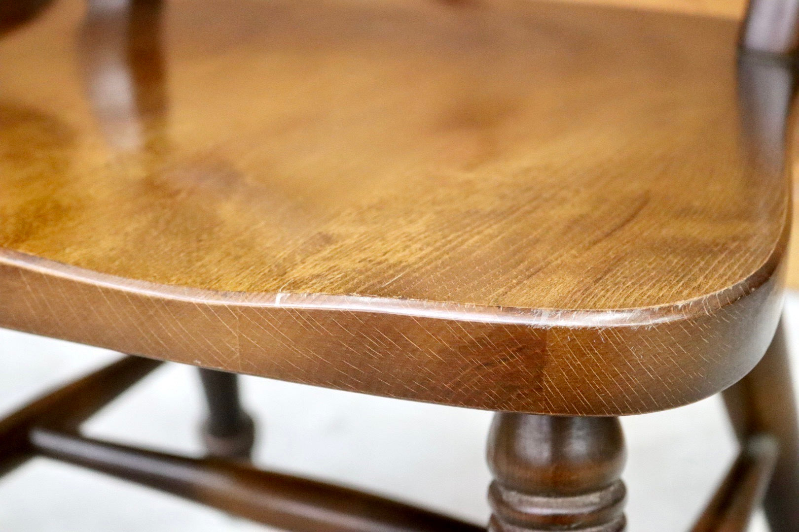 GMHS595B○飛騨産業 / HIDA ダイニングチェア 椅子 アームレスチェア キツツキ 飛騨家具 レトロ カントリー