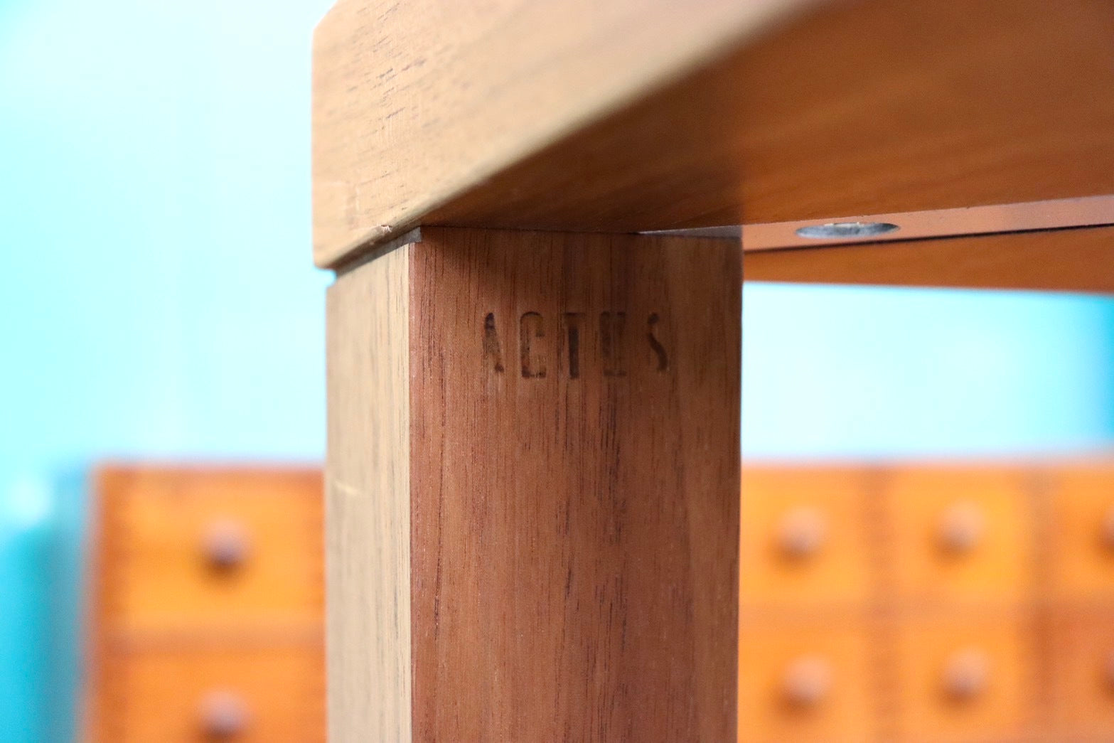 GMIK15○ACTUS / アクタス FB2 ダイニングテーブル 食卓テーブル ウォールナット材 北欧スタイル モダン