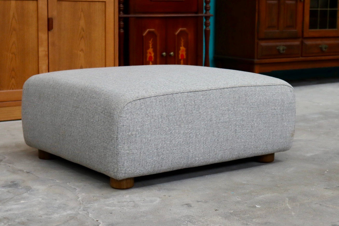 GMIK52○unico / ウニコ VAUS ヴァウス オットマン スツール カバーリング ファブリック 布張り 北欧スタイル