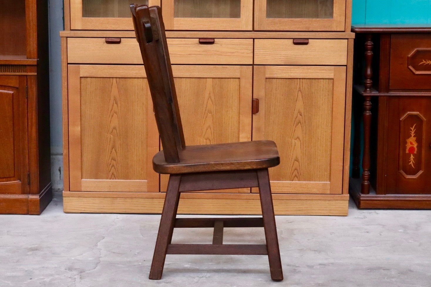 GMHS565E○オランダ製 ダッチカントリー ダイニングチェア 椅子 無垢 オーク材 民芸家具 堅牢 輸入家具 ヴィンテージ