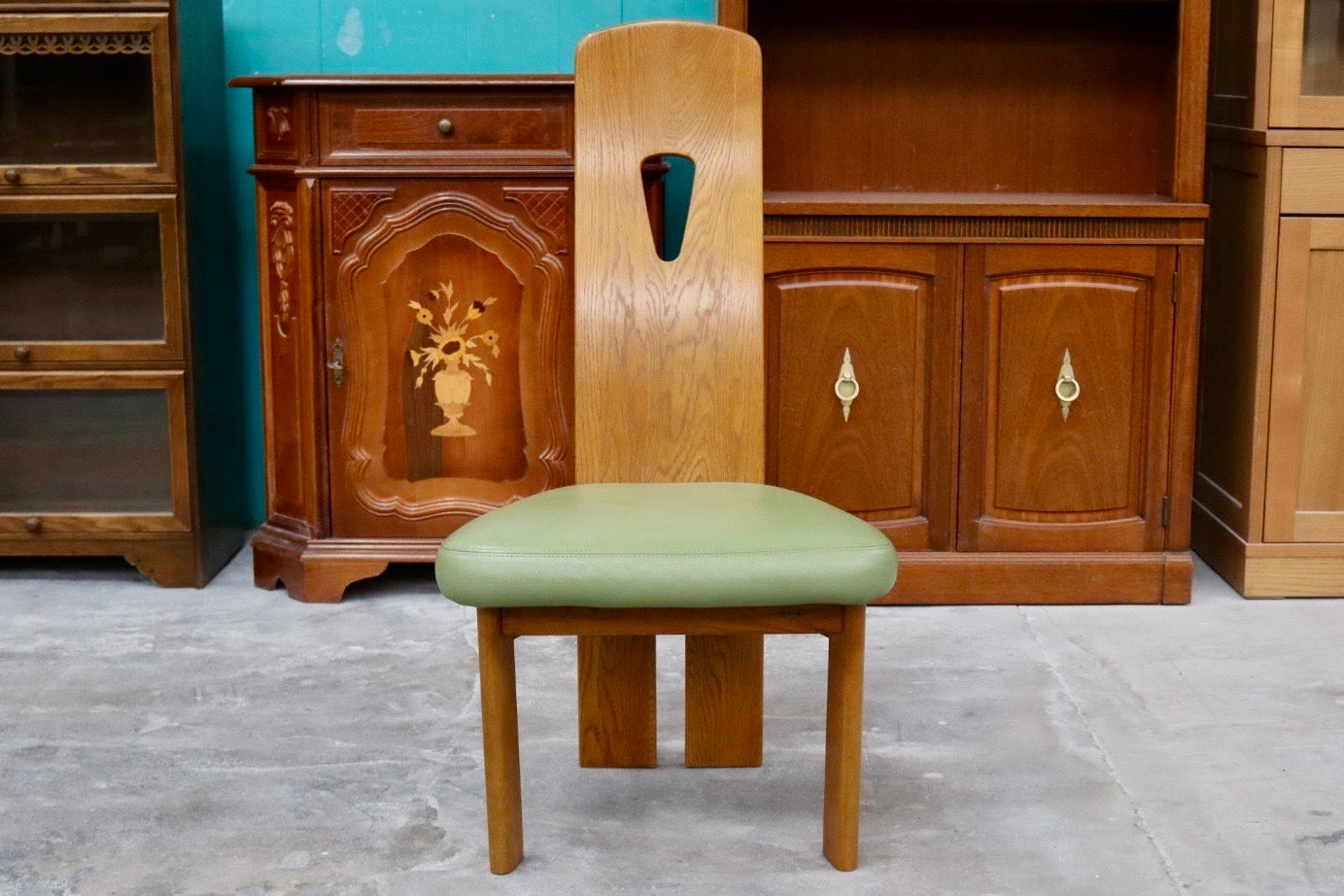 GMIH24B○浜本工芸 / HAMAMOTO ダイニングチェア 椅子 ハイバックチェア アームレスチェア 合皮 楢無垢 国産家具