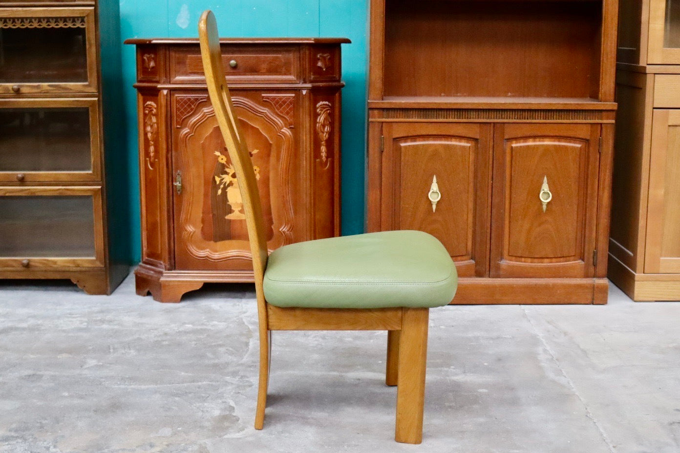 GMIH24B○浜本工芸 / HAMAMOTO ダイニングチェア 椅子 ハイバックチェア アームレスチェア 合皮 楢無垢 国産家具