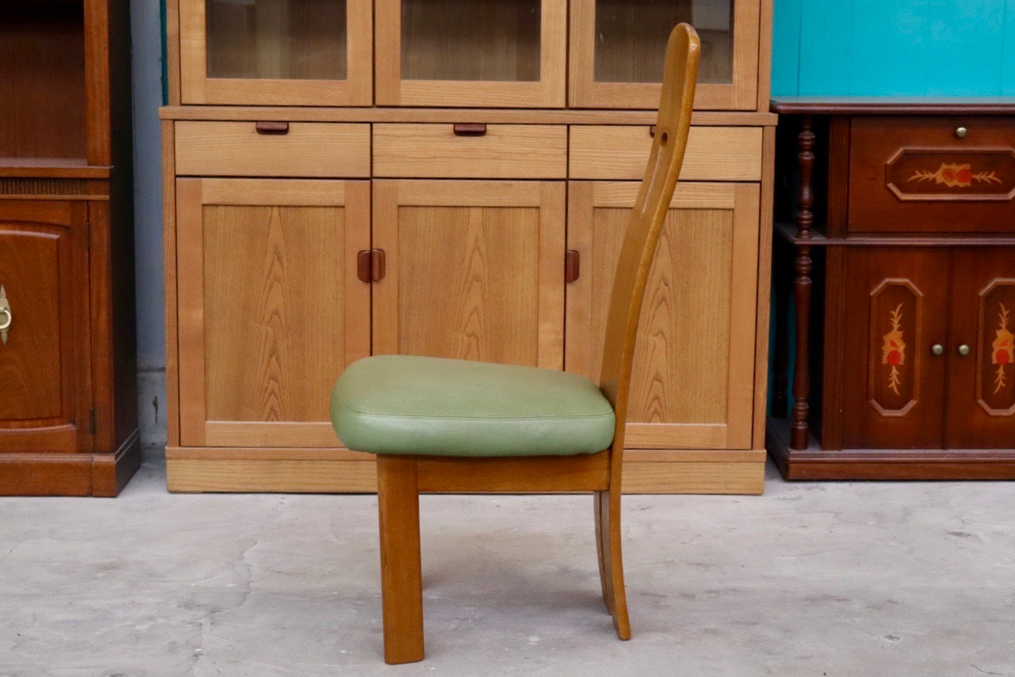 GMIH24C○浜本工芸 / HAMAMOTO ダイニングチェア 椅子 ハイバックチェア アームレスチェア 合皮 楢無垢 国産家具