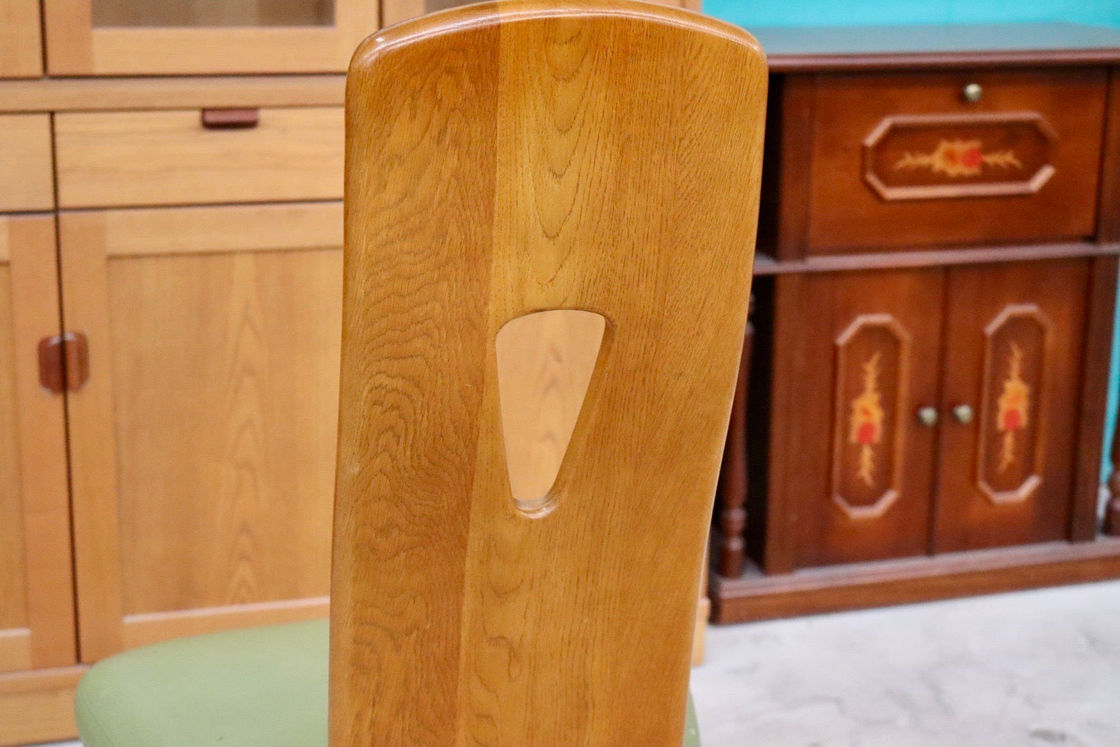 GMIH24D○浜本工芸 / HAMAMOTO ダイニングチェア 椅子 ハイバックチェア アームレスチェア 合皮 楢無垢 国産家具