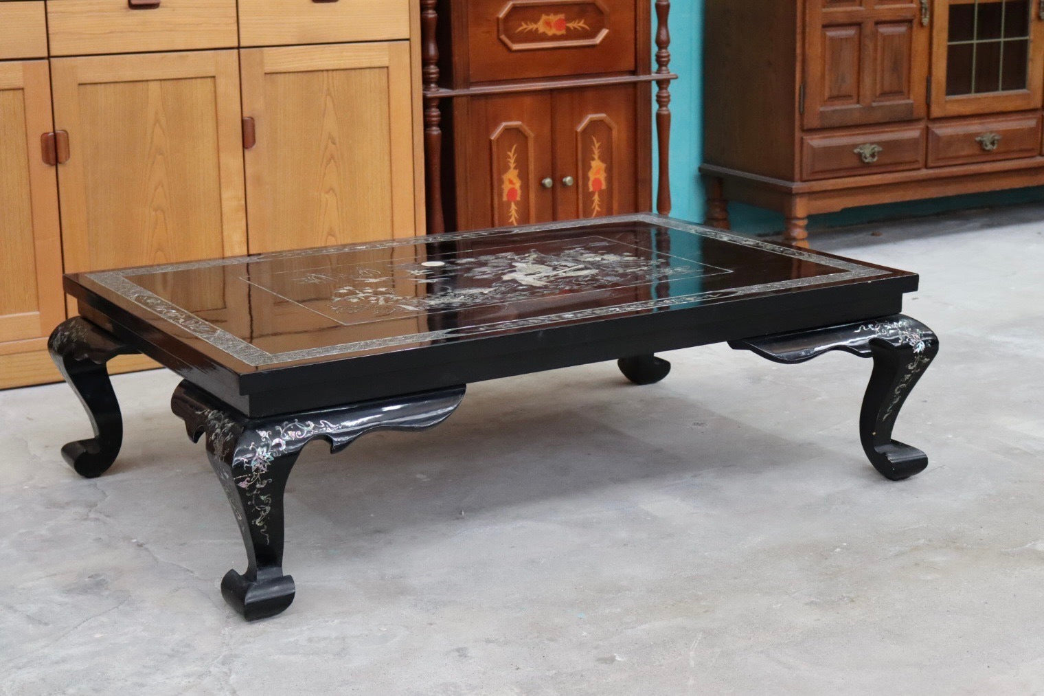 GMIS40○センターテーブル リビングテーブル 座卓 花鳥図 鶴亀 ローテーブル 螺鈿細工 アジア 李朝家具 ビンテージ アンティーク