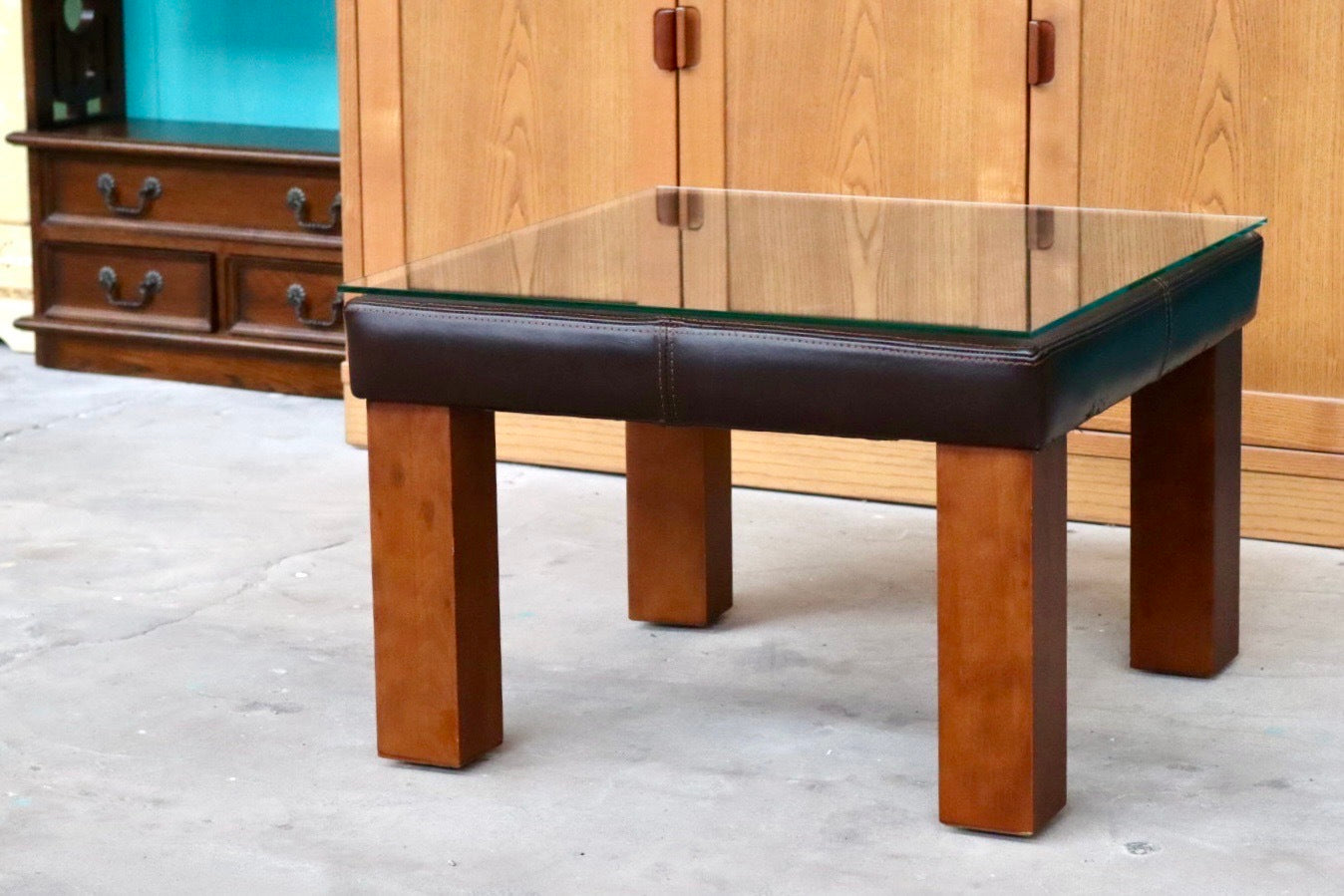 GMIS135○イタリアモダン サイドテーブル コーヒーテーブル リビングテーブル レザートップ ヴィンテージ 検)ニコレッティ ニコライン