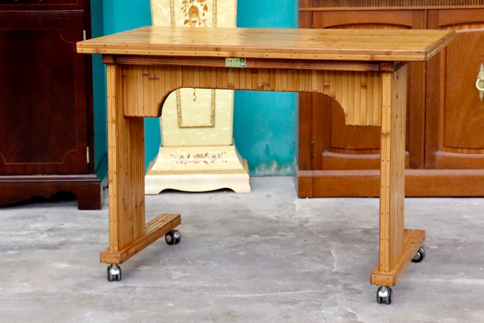GMIK205○梅里竹芸 Umezato Bamboo Craft 竹家具 机 キャスター付き デスク 作業台 工芸品 バンブー 宮崎 高級