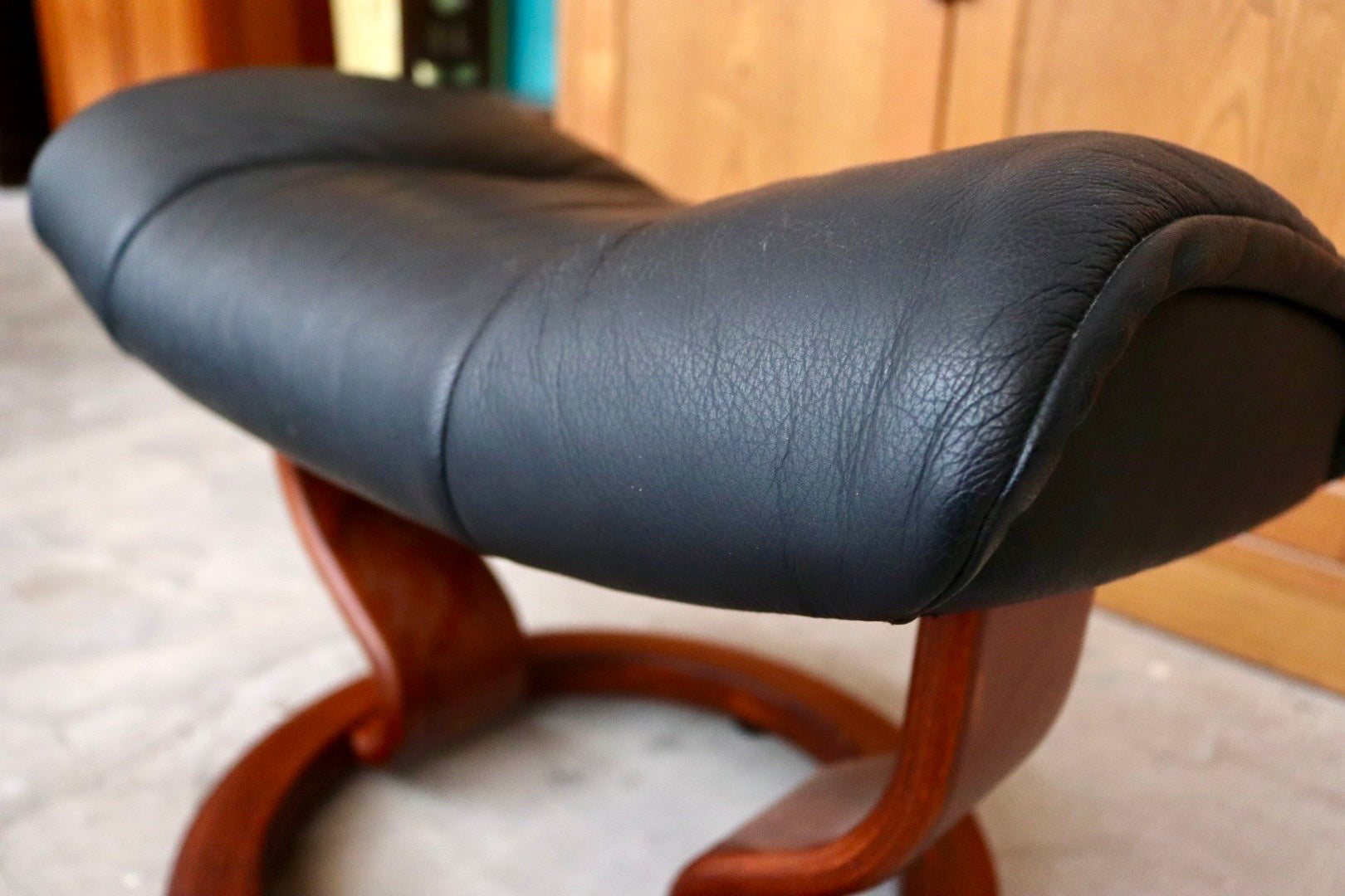 GMIK233B○EKORNES / エコーネス ストレスレス オットマン フットスツール 足置き 本革 ブラック 北欧 ノルウェー