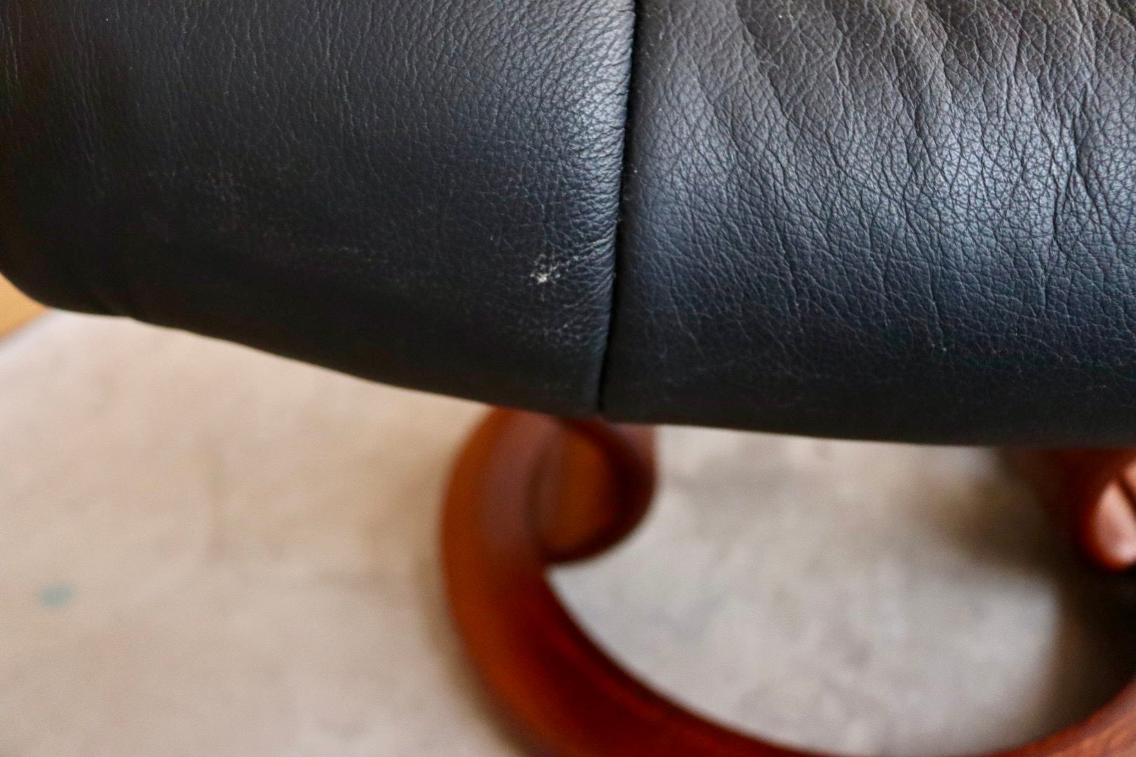 GMIK233B○EKORNES / エコーネス ストレスレス オットマン フットスツール 足置き 本革 ブラック 北欧 ノルウェー