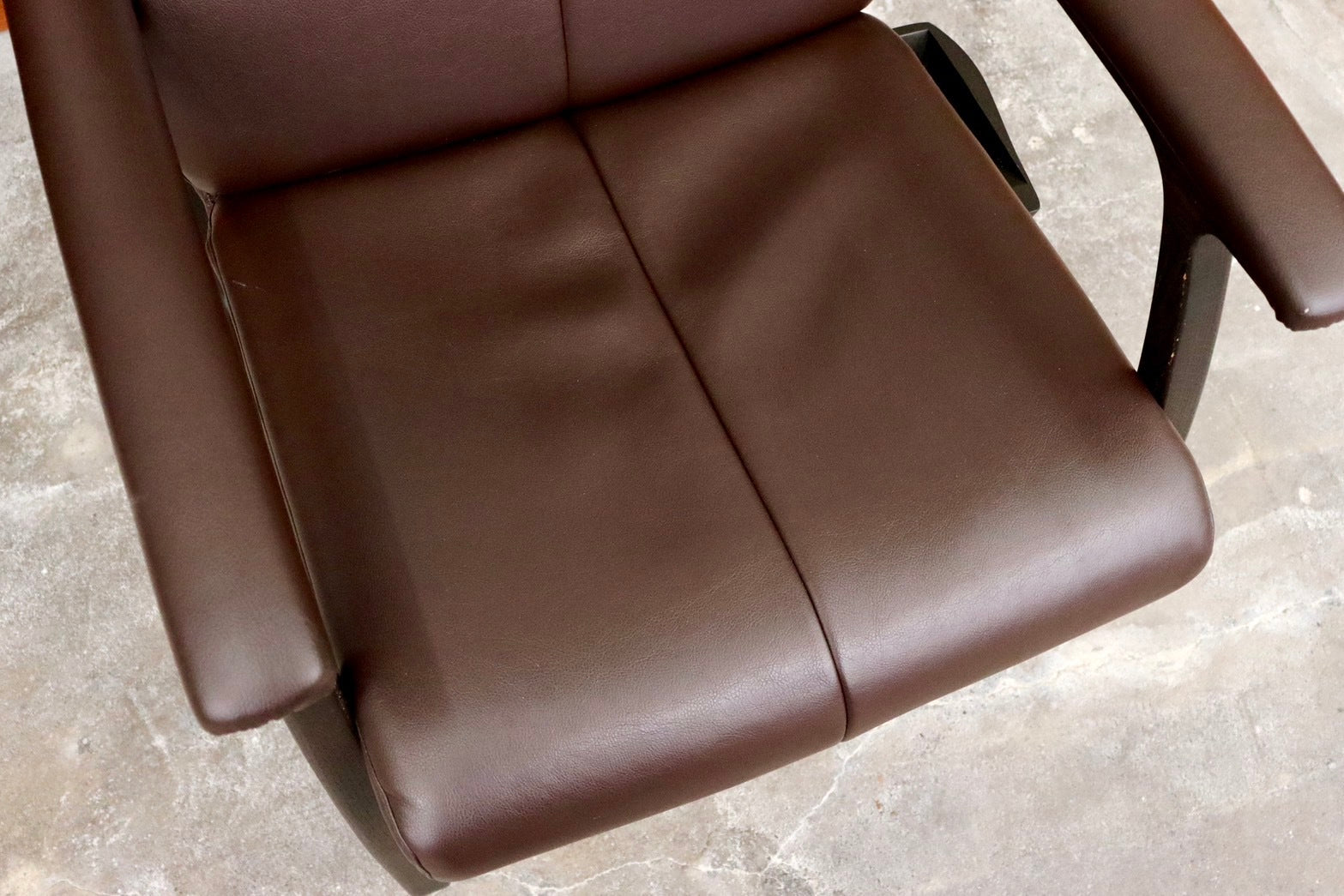 GMIS154B○冨士ファニチア / FUJI FURNITURE リクライニングチェア パーソナルチェア 椅子 アームチェア ハイバック 合皮