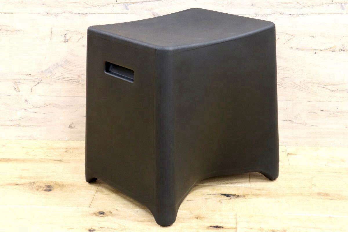 GMGN191○Kian Furniture / キアン Rumble stool ランブル スツール 腰掛け 椅子 プラスチック ブラック デザイナーズ家具 モダン 在庫品