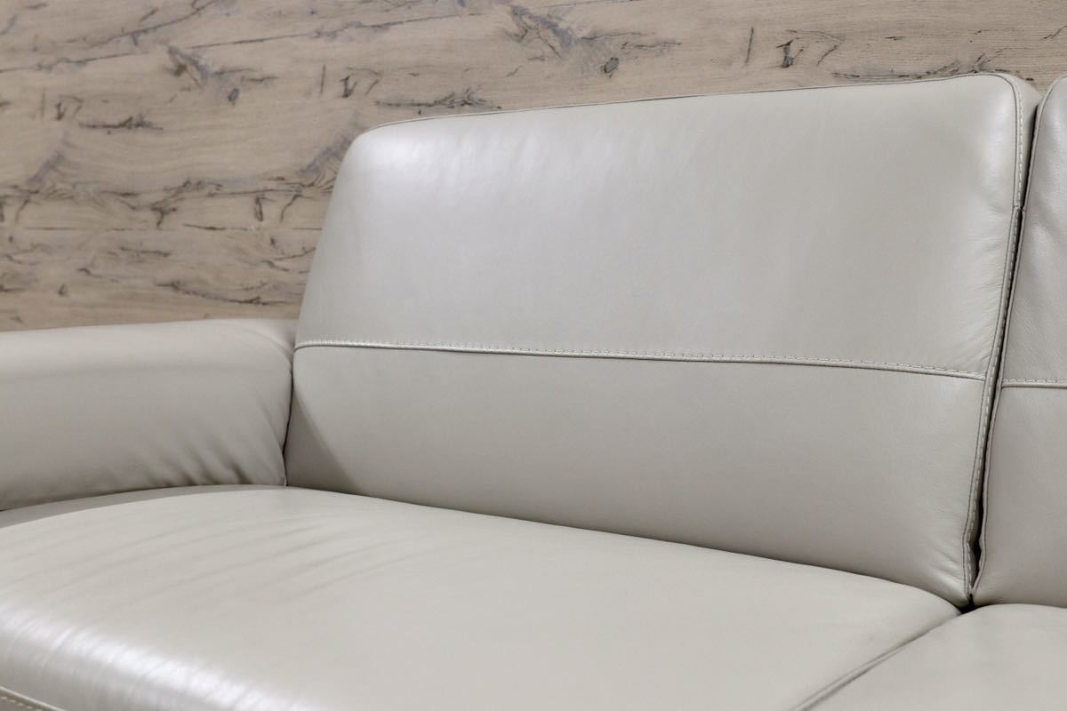 GMGK302○Acme Furniture Pacific Palisades Sofa 2.5人掛けソファ ラブソファ オフホワイト モダン 総本革 約37万 展示品