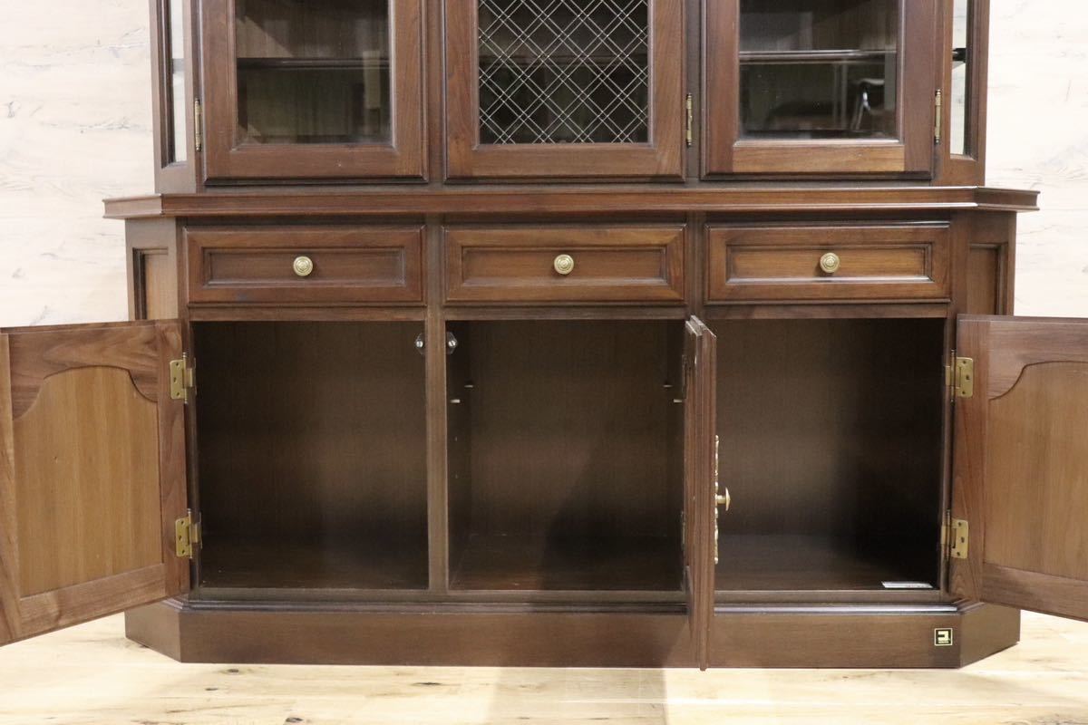 GMGN168○コスガ / KOSUGA リージェントハウス キャビネット 飾り棚 食器棚 ウォールナット材 クラシック 定価約44 万