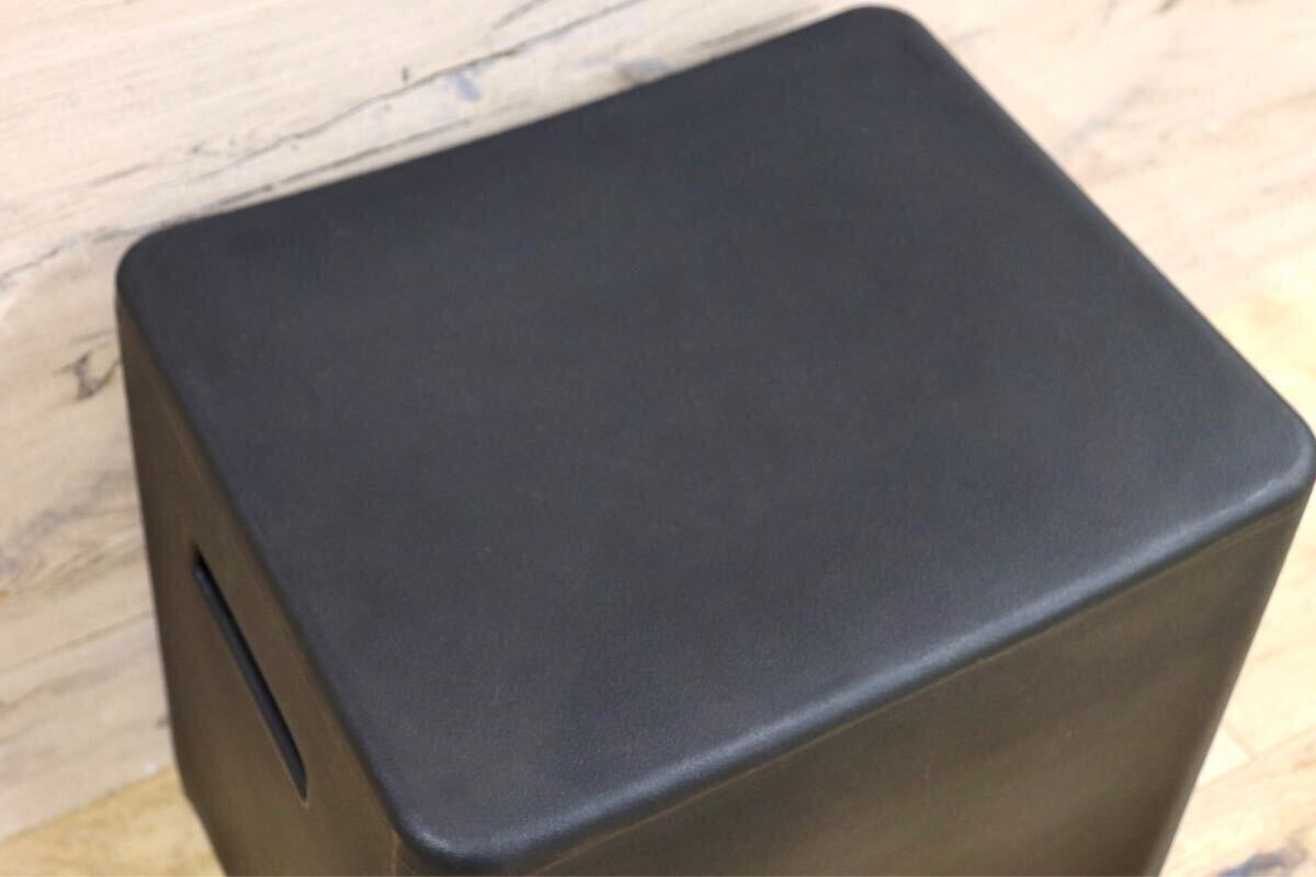 GMGN191○Kian Furniture / キアン Rumble stool ランブル スツール 腰掛け 椅子 プラスチック ブラック デザイナーズ家具 モダン 在庫品