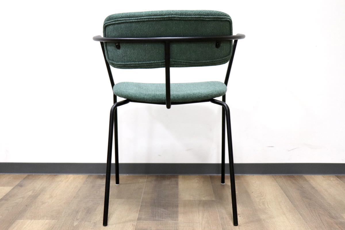 GMGK246A○東谷 PC-257GR アームチェア スタッキング ダイニングチェア スチール ファブリック グリーン モダン 定価2.3万 展示品