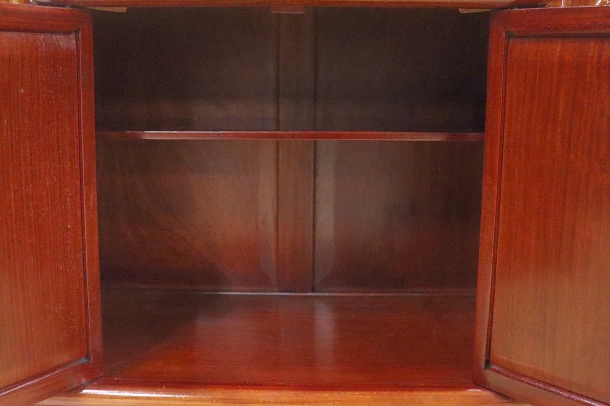 GMGH240○中国美術 茶棚 飾り棚 サイドボード 唐木 無垢材 彫刻 透し彫り 漆塗 和家具 違い棚 和室 座敷 和モダン 約50万