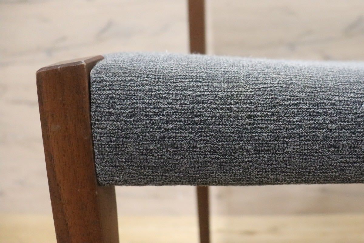 GMGN384A○大塚家具 セレスタ ダイニングチェア 椅子 木製 ウォールナット ファブリック 北欧モダン 定価約14万