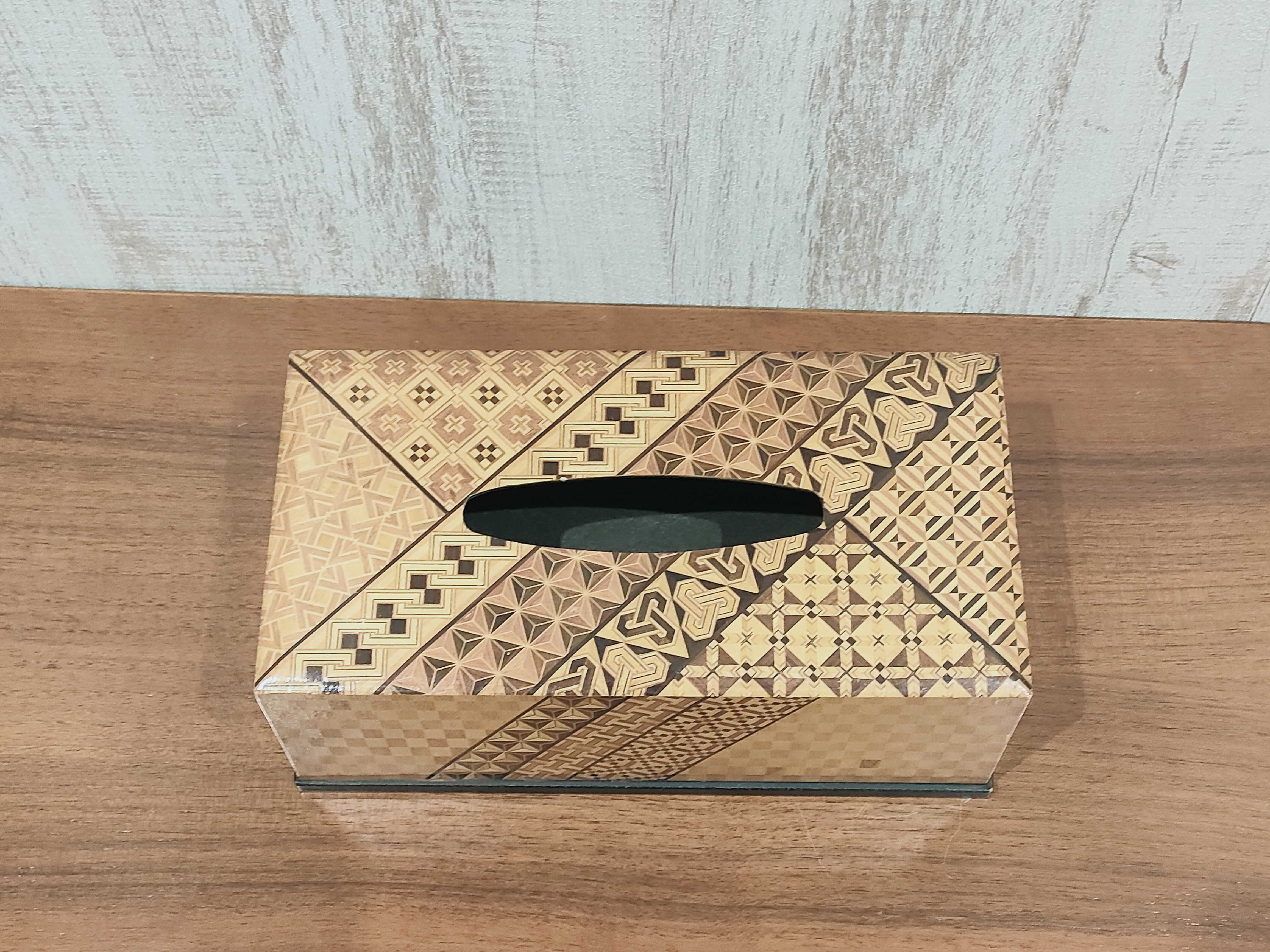 GMHO146○箱根寄木細工 ティッシュボックス