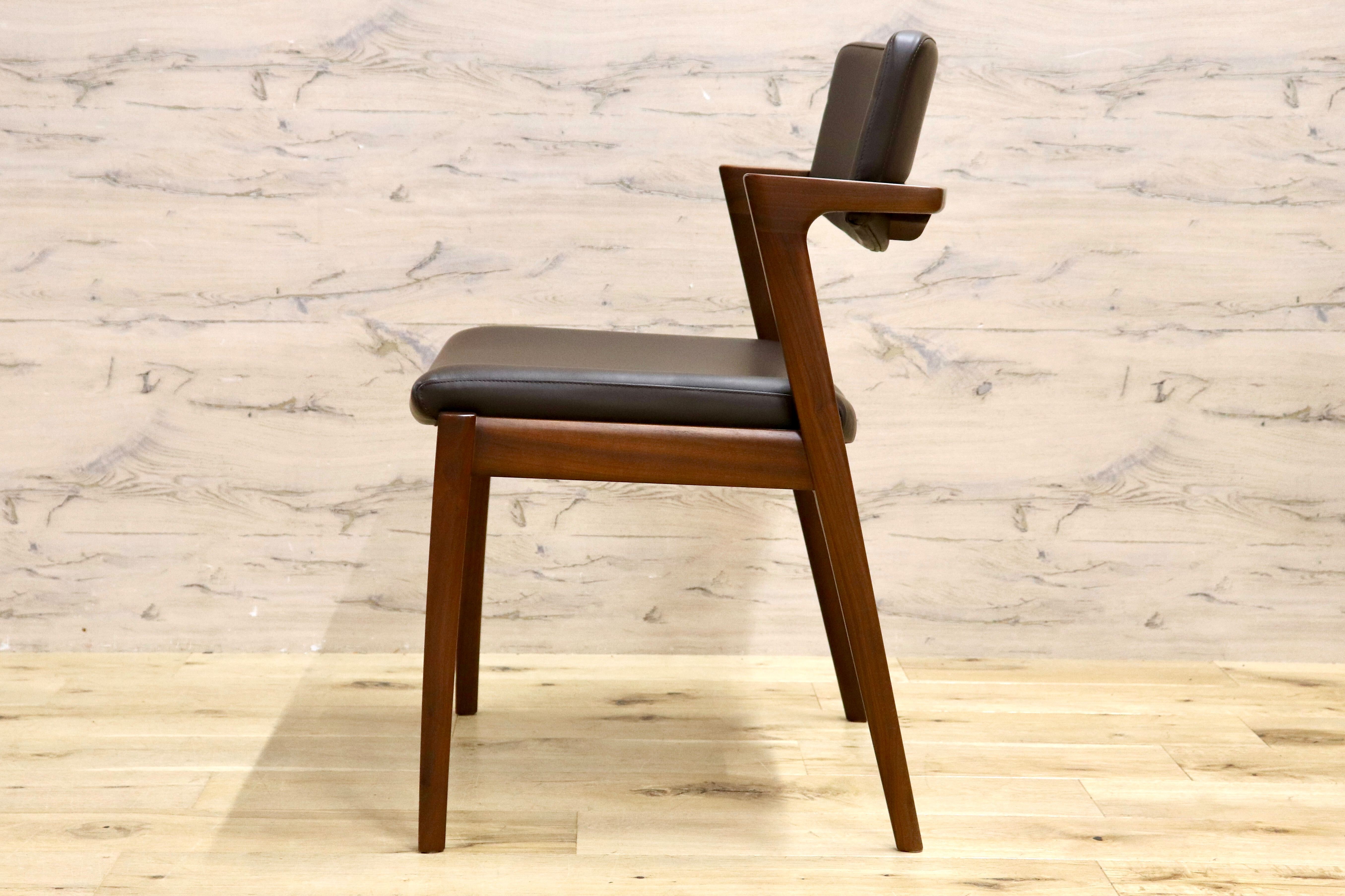 GMIS266A○Fuji furniture / 冨士ファニチア Koti D03780 ワイドアームレスチェア ダイニングチェア ウォルナット 展示品 定価約13万