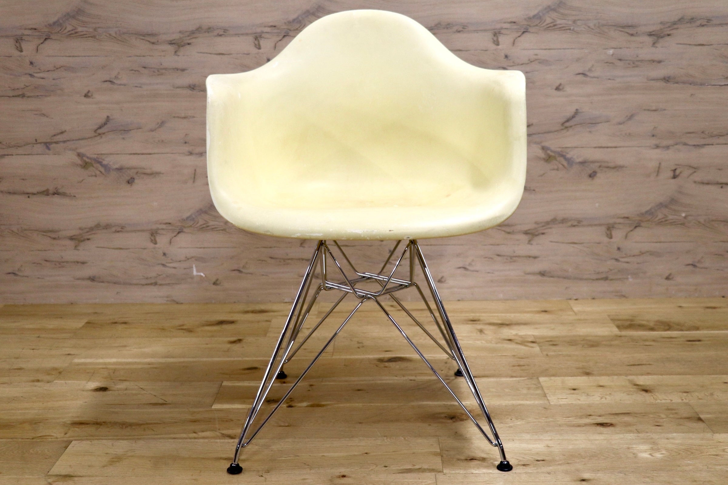 GMJH225○Herman Miller / ハーマン ミラー イームズ アームシェルチェア エッフェルベース ダイニングチェア ミッドセンチュリー