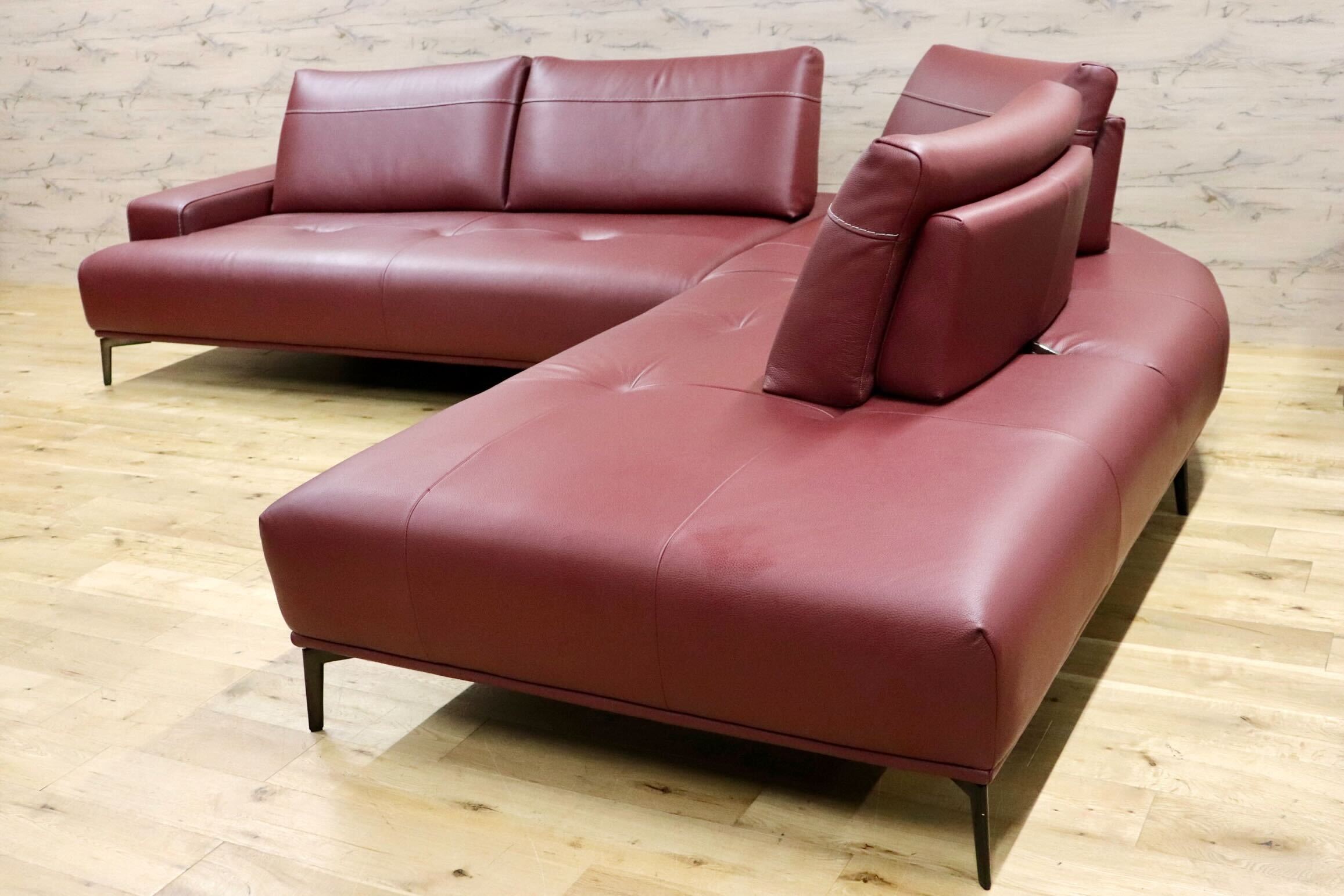 GMHK339○nicoline / ニコライン EGEO エジオ 3人掛けソファ カウチソファ 総革 イタリア 最高級 +CASA 定価約164万 展示品