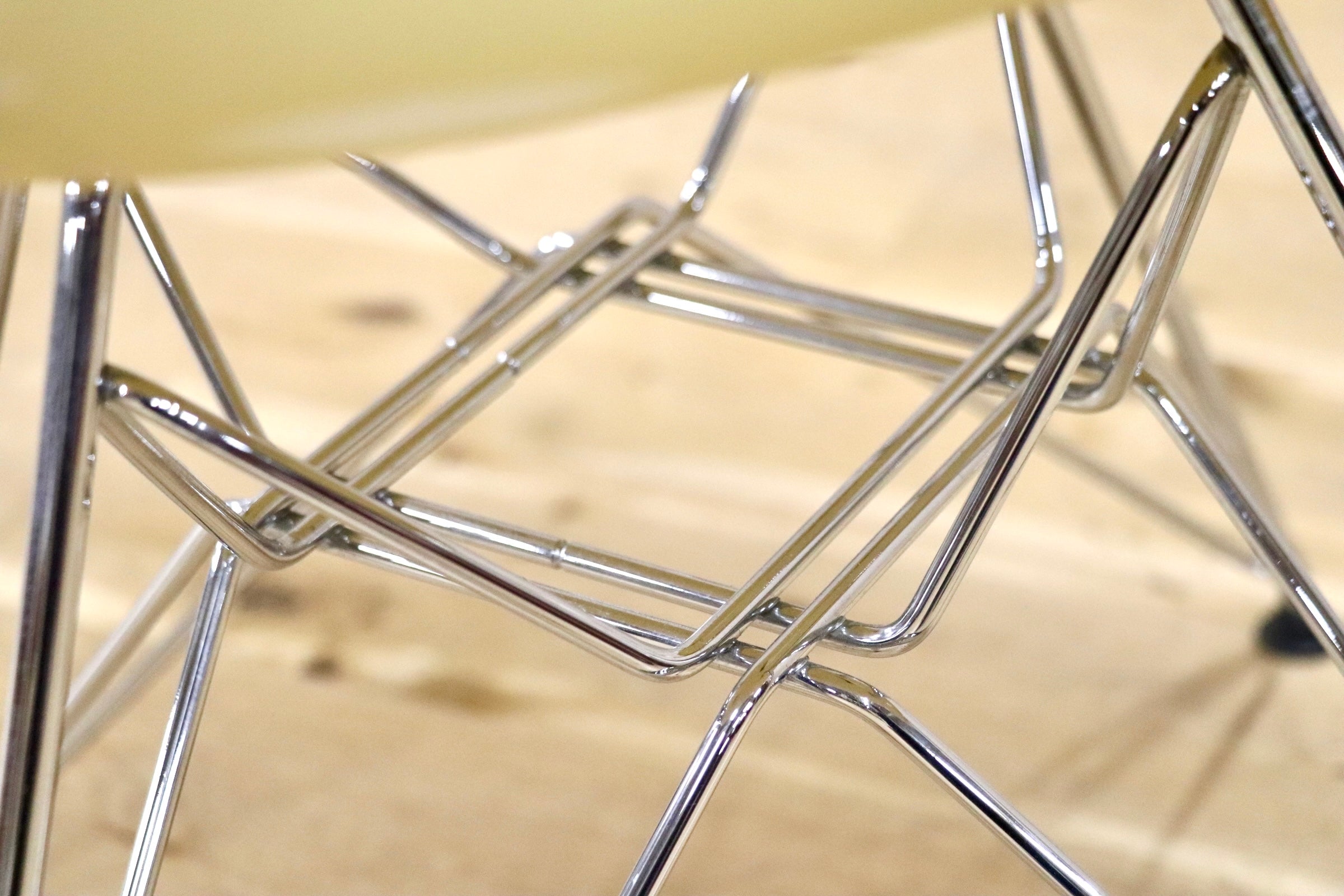 GMJH225○Herman Miller / ハーマン ミラー イームズ アームシェルチェア エッフェルベース ダイニングチェア ミッドセンチュリー