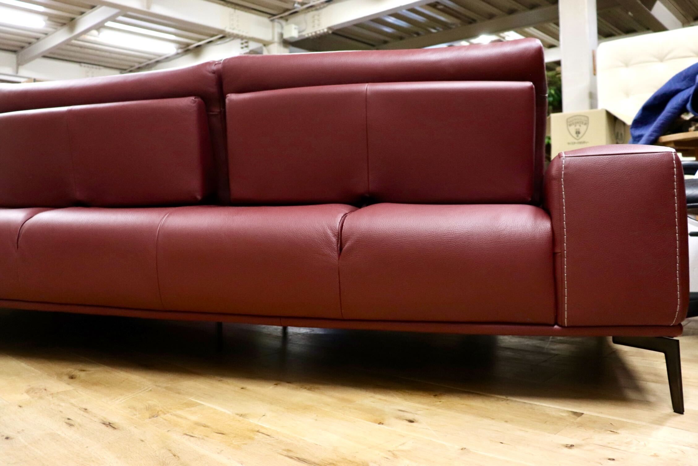 GMHK339○nicoline / ニコライン EGEO エジオ 3人掛けソファ カウチソファ 総革 イタリア 最高級 +CASA 定価約164万 展示品