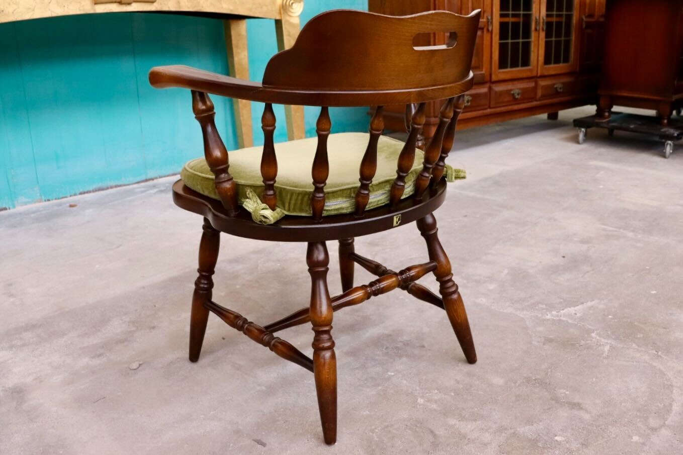 GMHS591B○飛騨産業 / HIDA キツツキ ウィンザーチェア ダイニングチェア 椅子 クラクション付 カントリー レトロ 無垢 国産家具