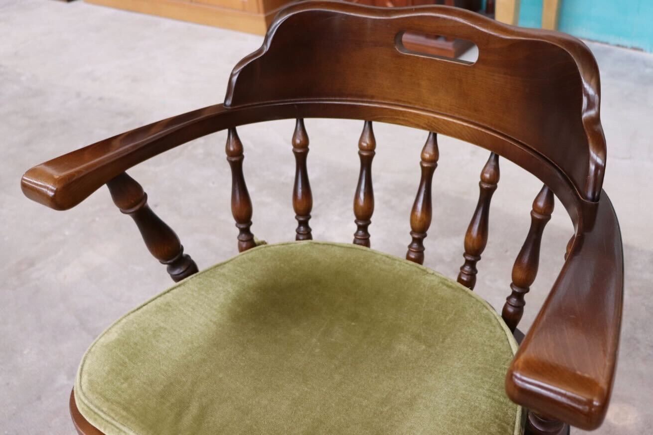 GMHS591B○飛騨産業 / HIDA キツツキ ウィンザーチェア ダイニングチェア 椅子 クラクション付 カントリー レトロ 無垢 国産家具