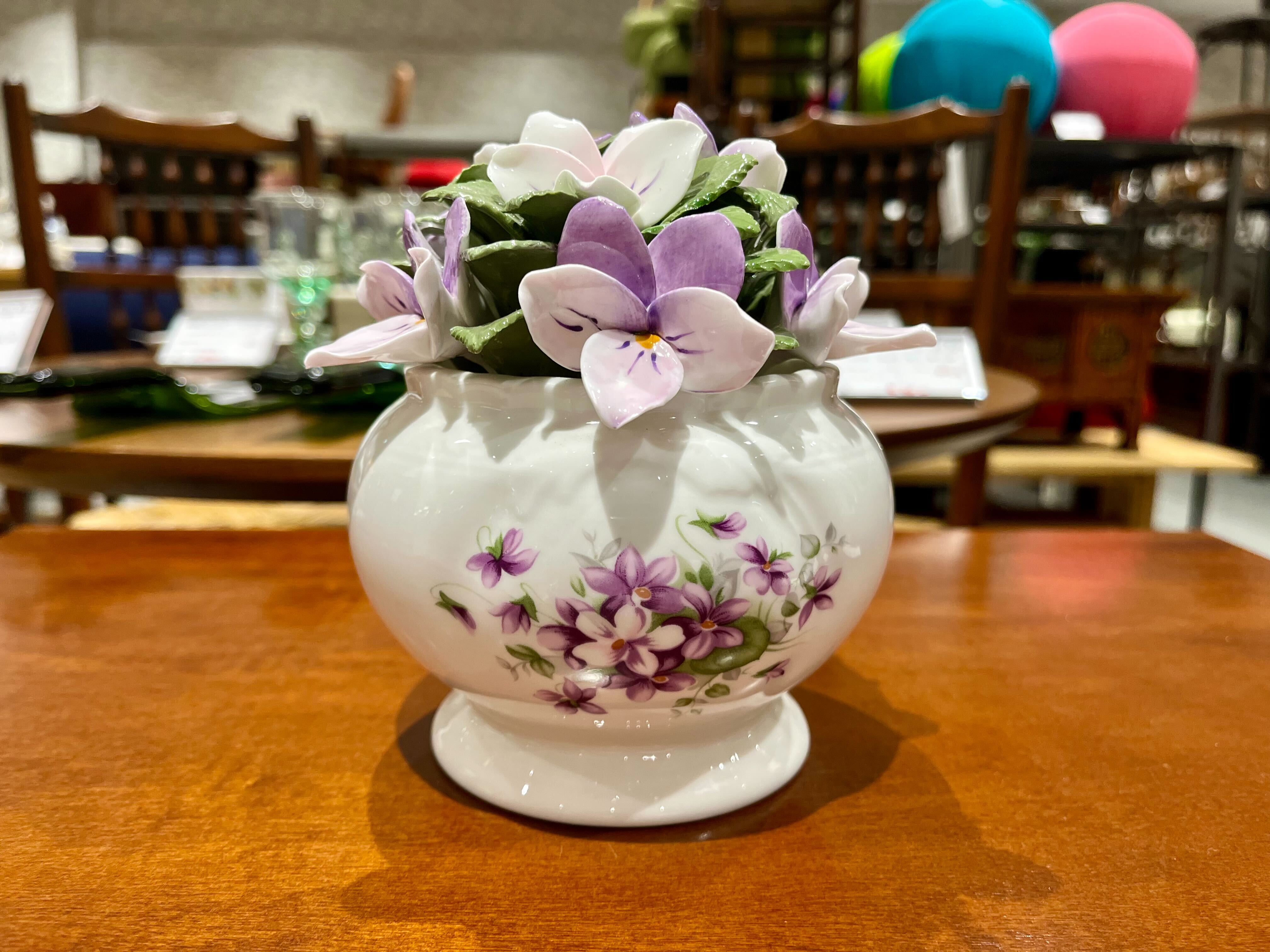 GMIK142A○AYNSLEY / エインズレイ イングリッシュバイオレット Made in England 陶花 置物 オブジェ 花