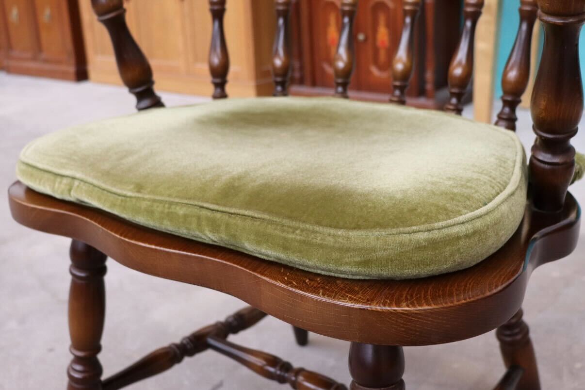 GMHS591B○飛騨産業 / HIDA キツツキ ウィンザーチェア ダイニングチェア 椅子 クラクション付 カントリー レトロ 無垢 国産家具