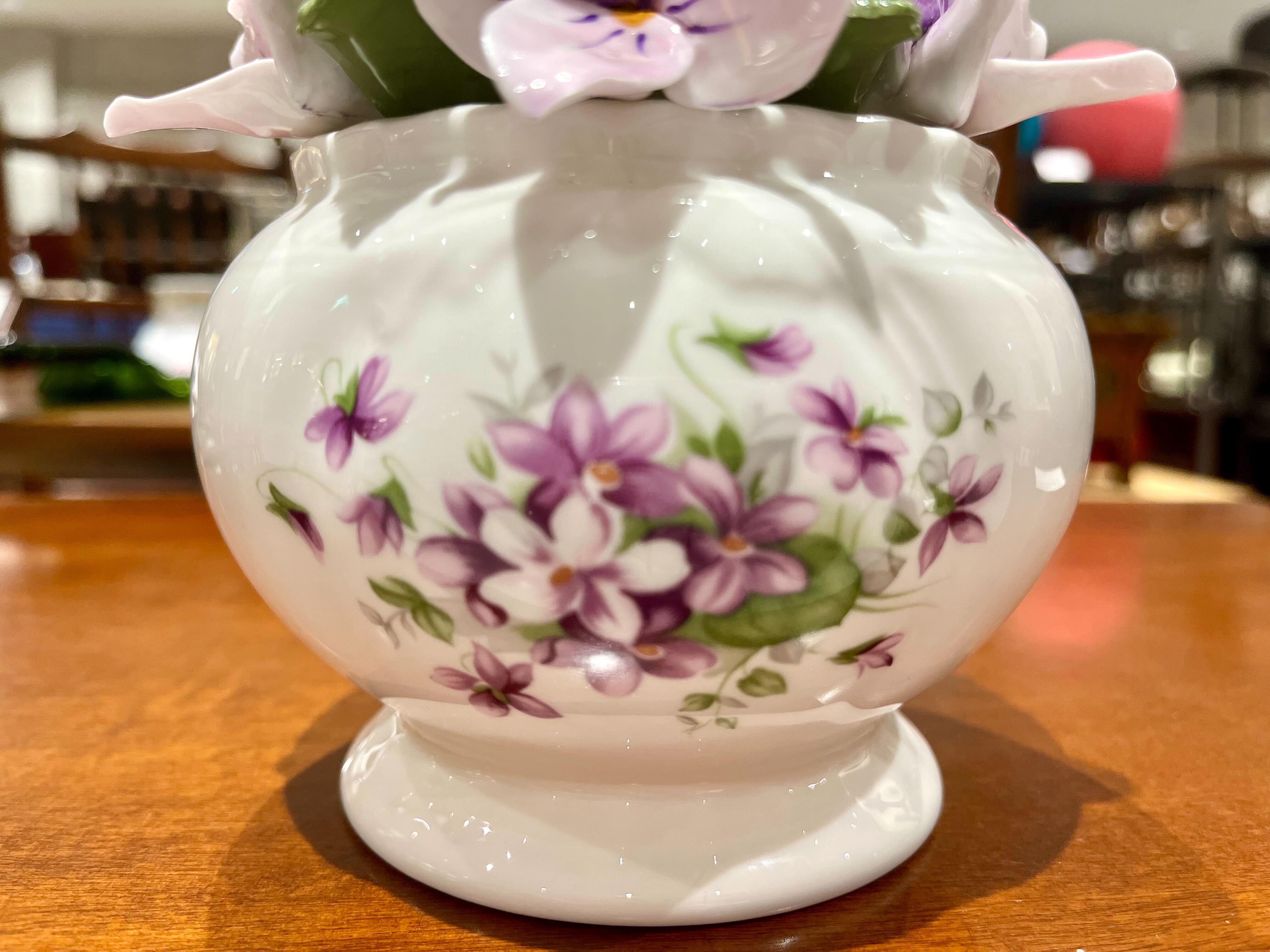 GMIK142A○AYNSLEY / エインズレイ イングリッシュバイオレット Made in England 陶花 置物 オブジェ 花