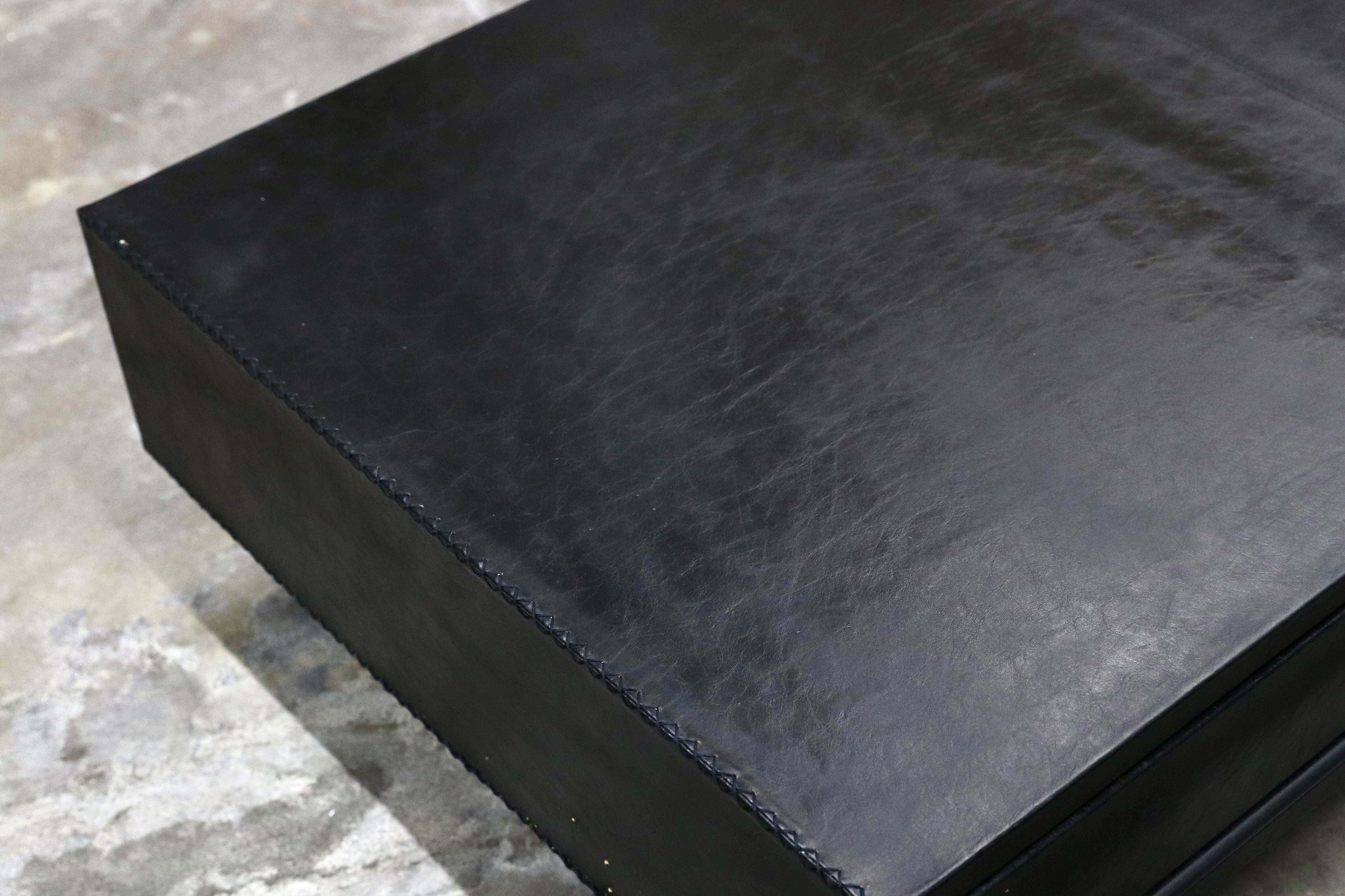 GMIK691○レザー センターテーブル リビングテーブル スタイリッシュモダン アンティーク 検)HALO アスプルンド ロルフベンツ IDC大塚家具