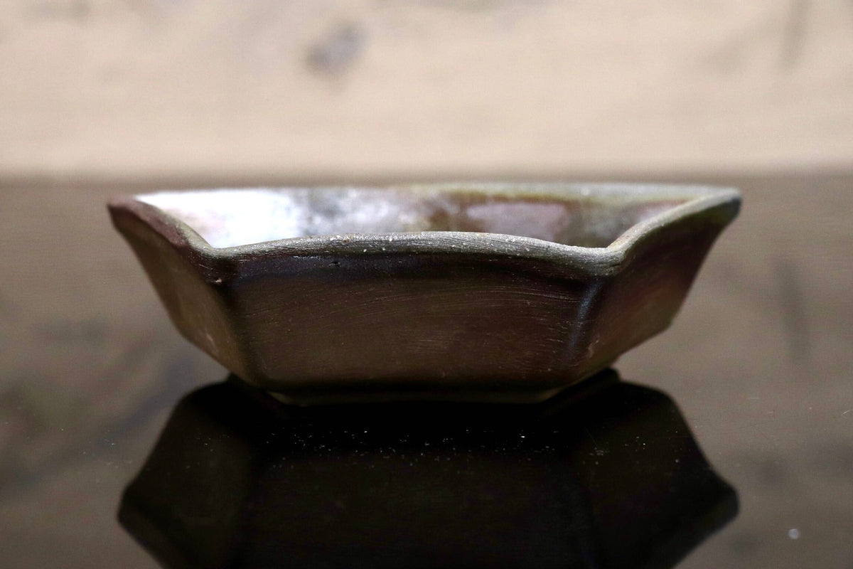 GMJO141L◯備前焼 陶吉作 変形小鉢 扇形小鉢 向付 四方小鉢 浅鉢 珍味入れ 刺身皿 銘々鉢 和食器 陶器 在銘 和モダン