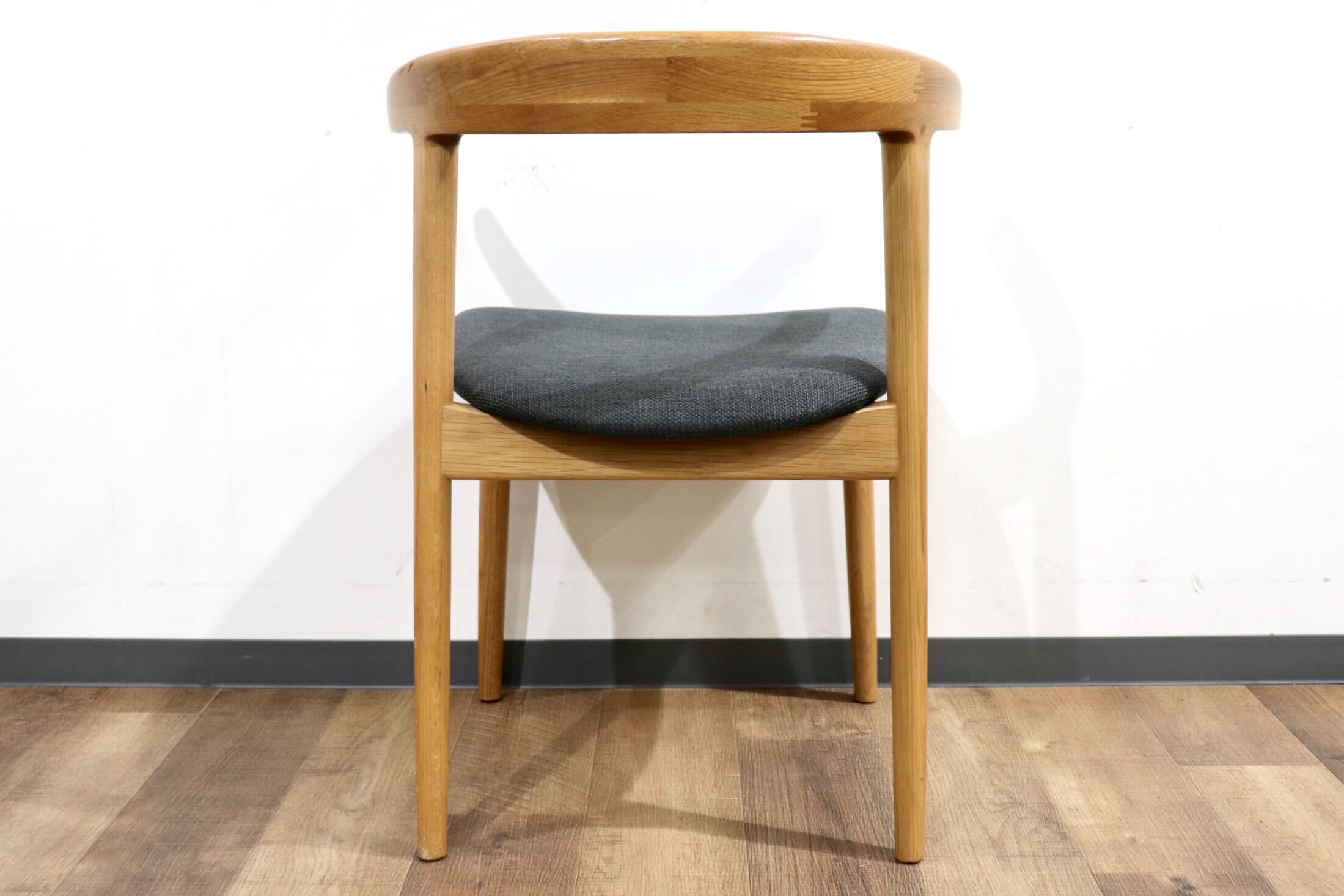 GMHN275A○北欧スタイル ダイニングチェア アームチェア 食卓椅子 椅子 チェア シンプル ナチュラル グレー オーク材 モダン 検) TOMOSU