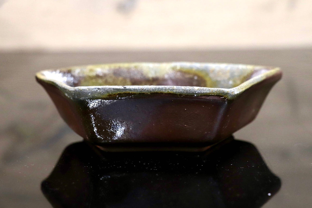 GMJO141N◯備前焼 陶吉作 変形小鉢 扇形小鉢 向付 四方小鉢 浅鉢 珍味入れ 刺身皿 銘々鉢 和食器 陶器 在銘 和モダン