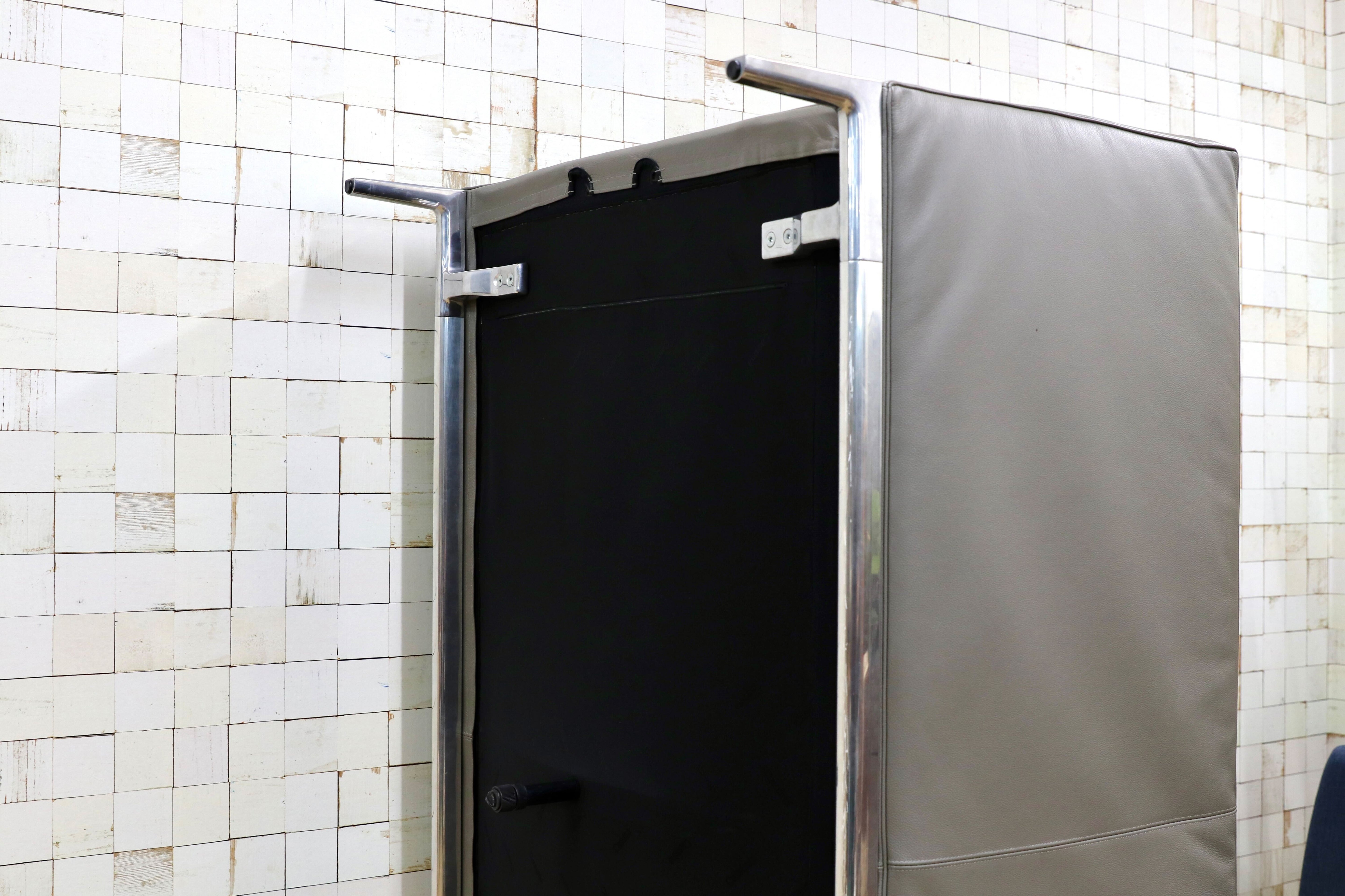 GMHO67○Cassina / カッシーナ 249 VOLAGE EX-S 2人掛けソファ ラブソファ フィリップ・スタルク 本革 Xランク グレー 定価約180万