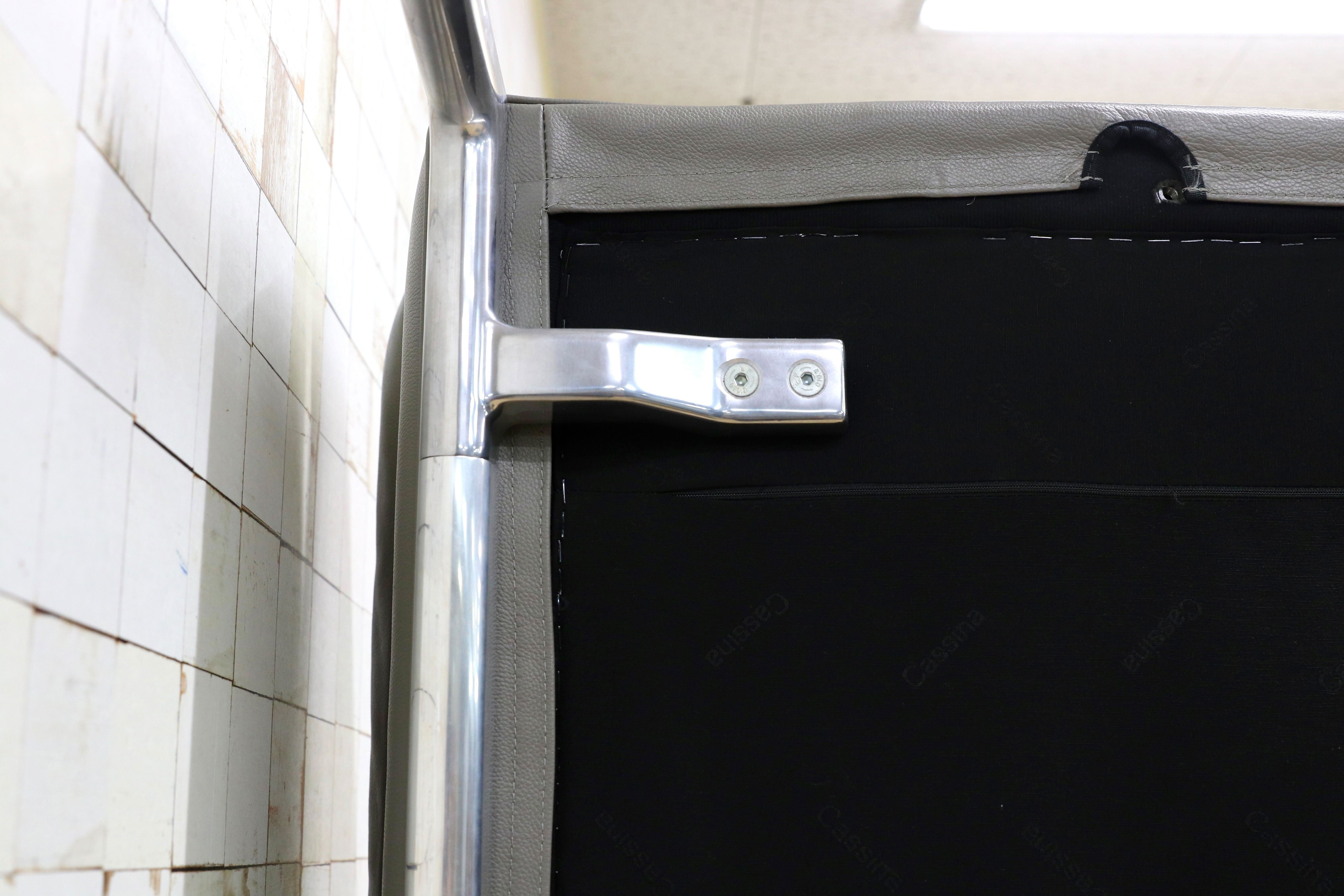 GMHO67○Cassina / カッシーナ 249 VOLAGE EX-S 2人掛けソファ ラブソファ フィリップ・スタルク 本革 Xランク グレー 定価約180万