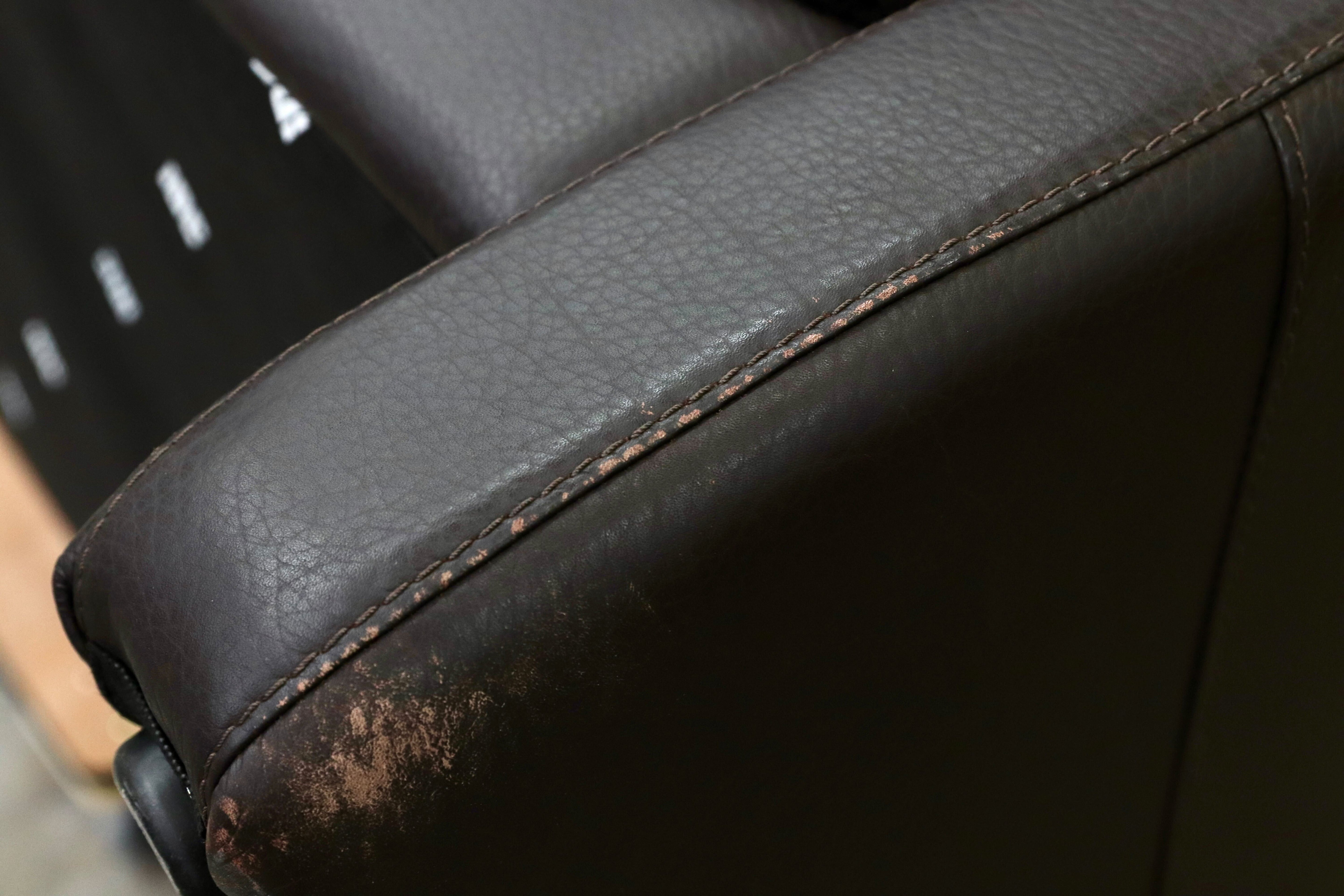 GMIK716○IDC大塚家具 2.5人掛けソファ トリプルソファ ダークブラウン 総本革 スタイリッシュモダン 長椅子 レザー