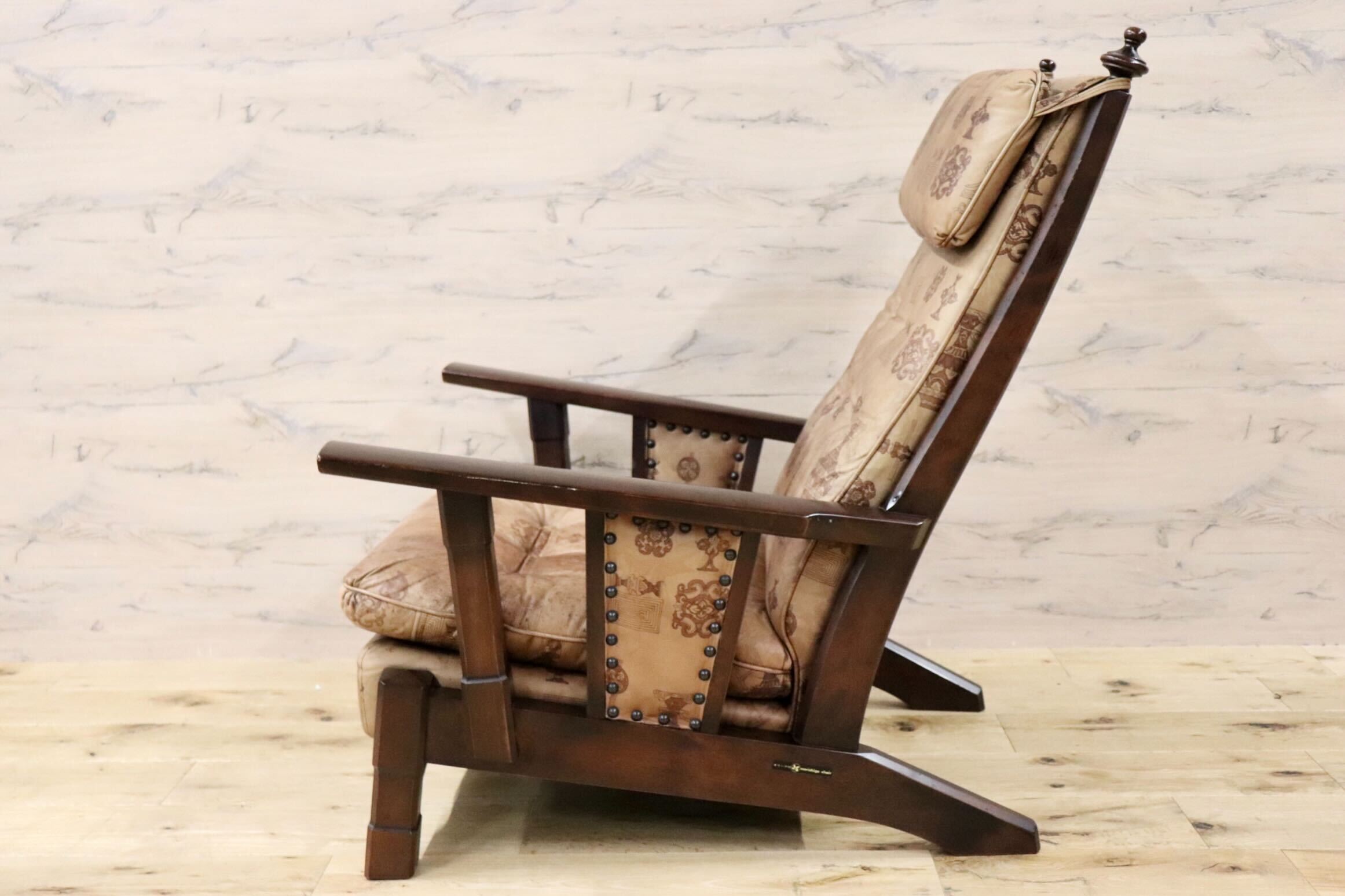 GMGS43A○MORISHIGE / モリシゲ 1人掛けソファ シングルソファ 本革 IDC大塚家具 鋲打ち クラシック 大正モダン 最高級 ヴィンテージ