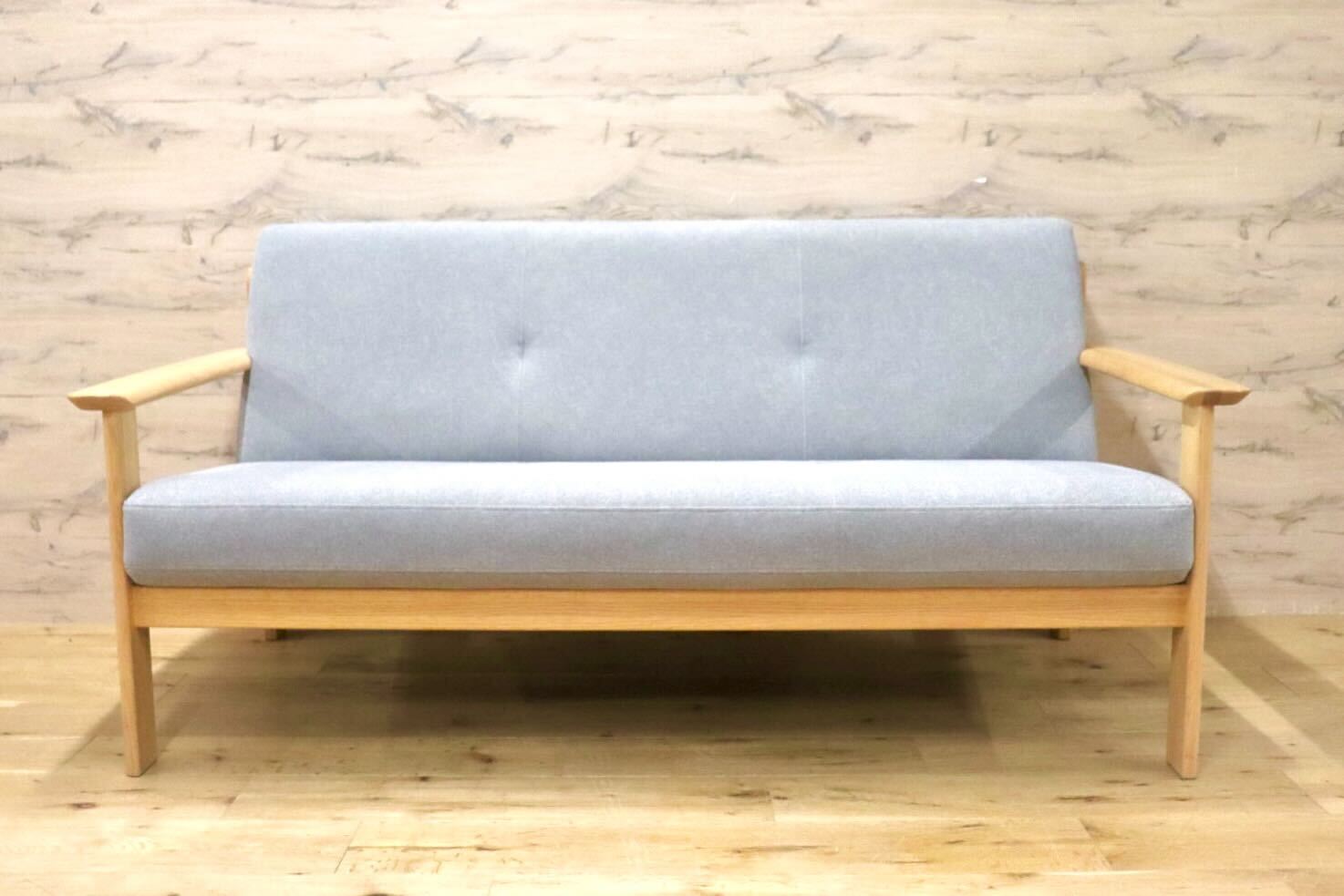 GMIH484○Chitano / チターノ karimoku カリモク 3人掛けソファ トリプルソファ ファブリック オーク材 ナチュラル 国産家具 展示品